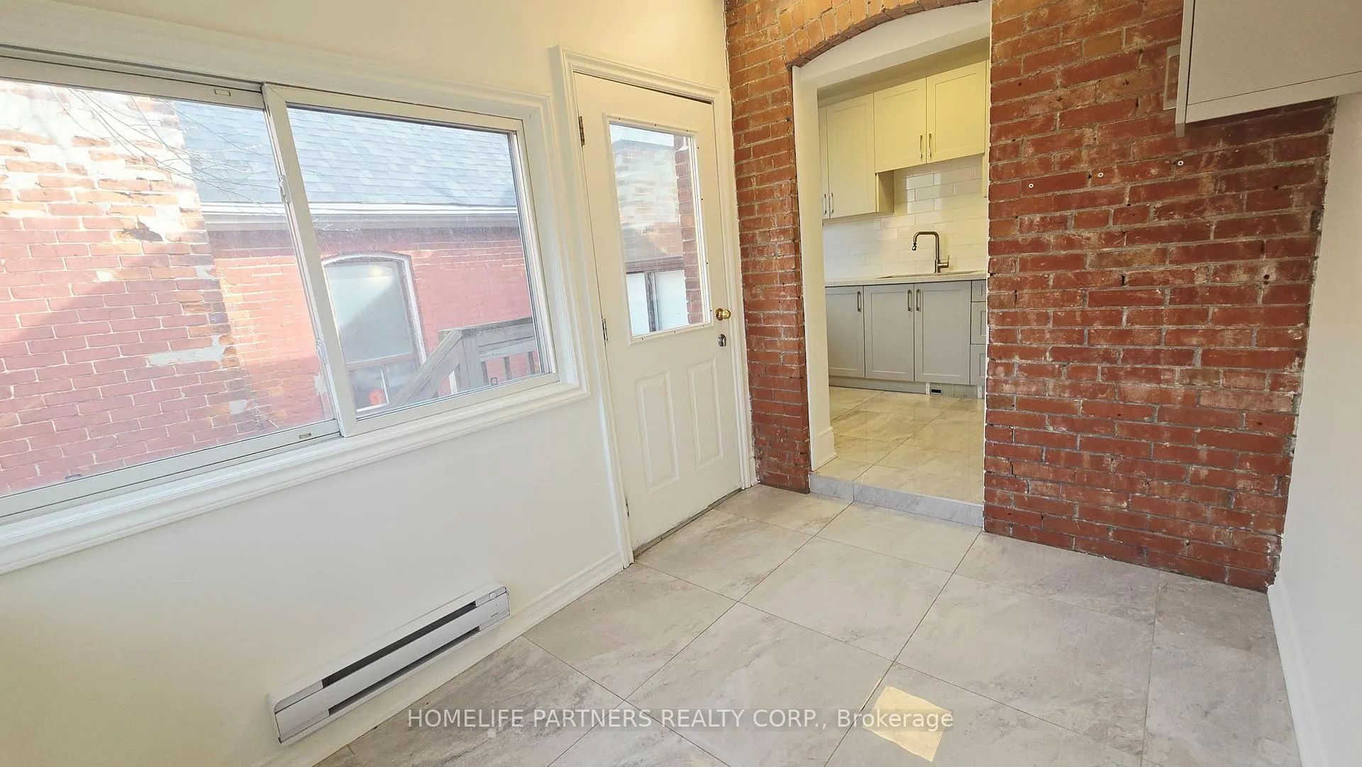 Photo 12 of 86 Macdonell Avenue, Toronto, Roncesvalles — HOMEH