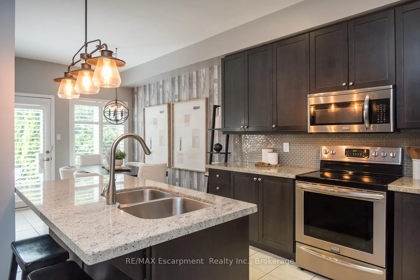 Photo 7 of 2377 Stone Glen Crescent, Oakville, Westmount — HOMEH