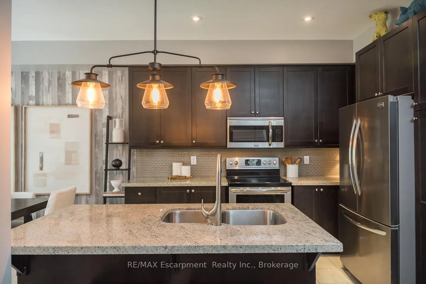 Photo 8 of 2377 Stone Glen Crescent, Oakville, Westmount — HOMEH