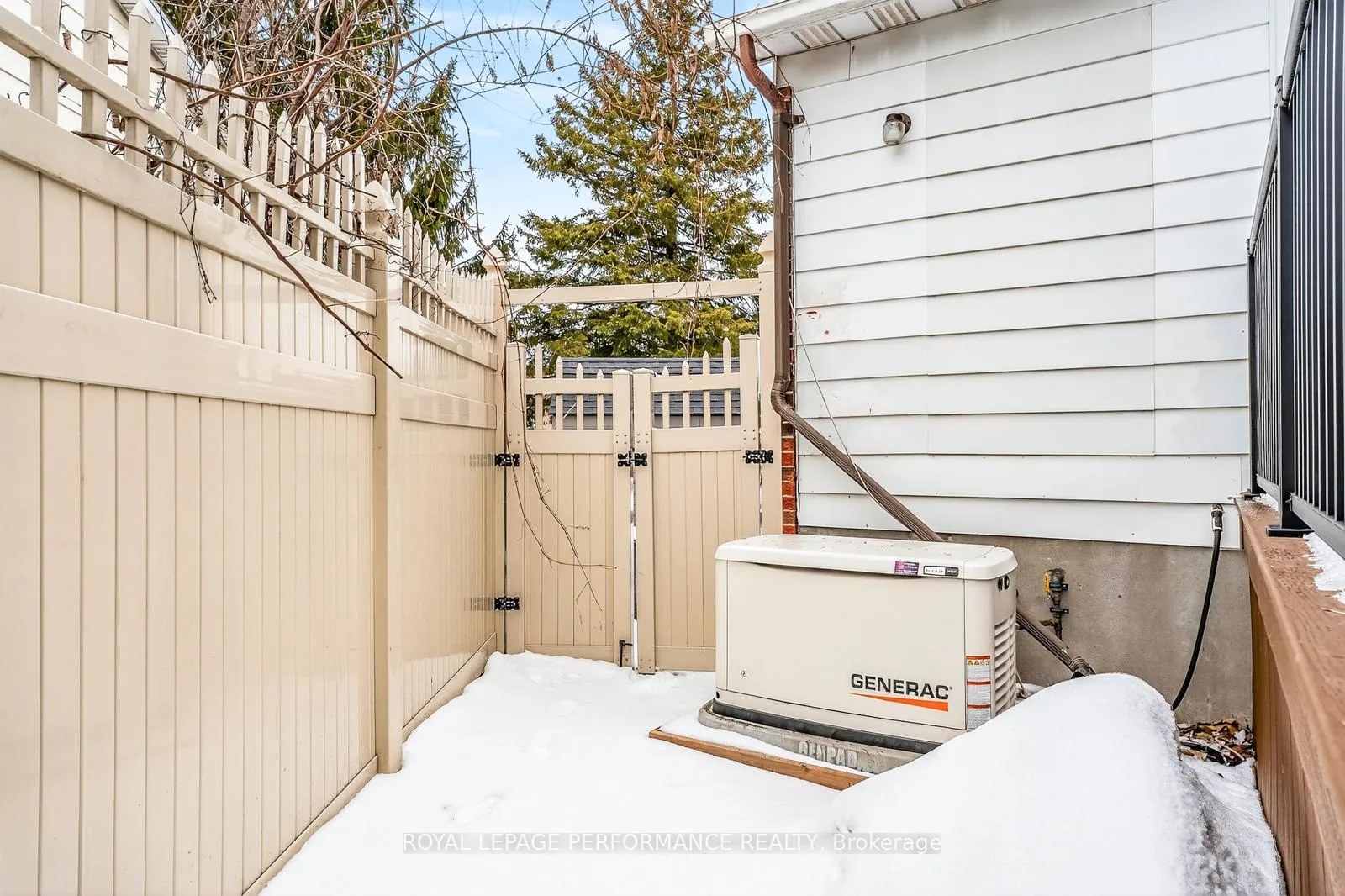 Photo 28 of 194 Mcelroy Drive, Ottawa, Kanata - Glencairn/Hazeldean — HOMEH
