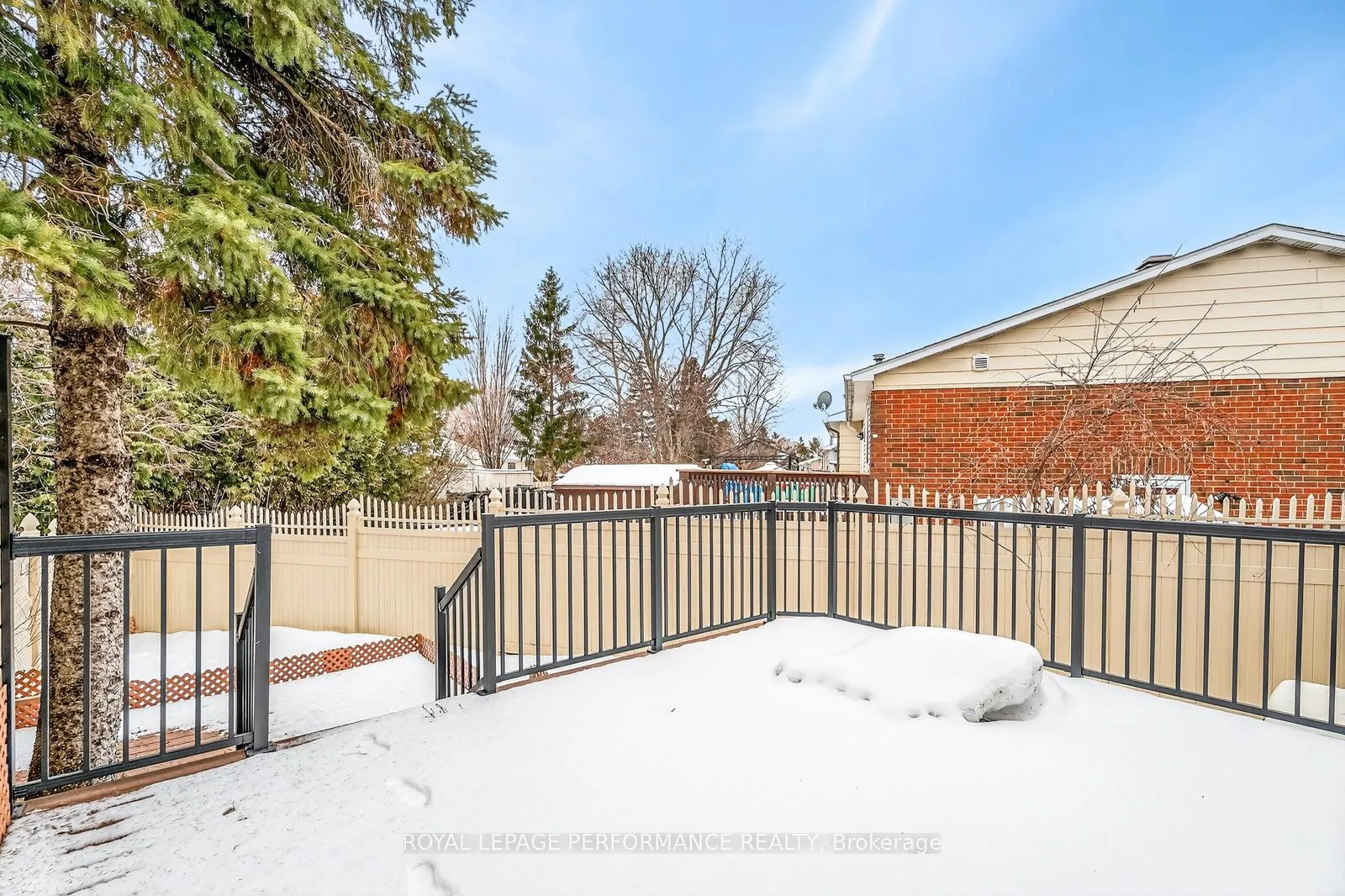 Photo 34 of 194 Mcelroy Drive, Ottawa, Kanata - Glencairn/Hazeldean — HOMEH