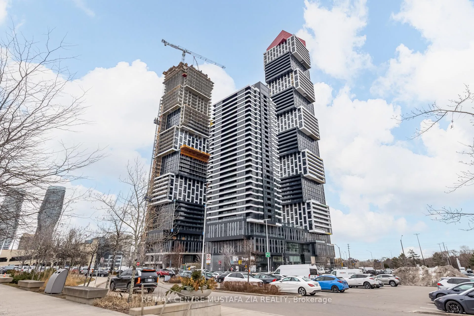 Photo 1 of Unit 1505, 4015 The Exchange, Mississauga, City Centre — HOMEH