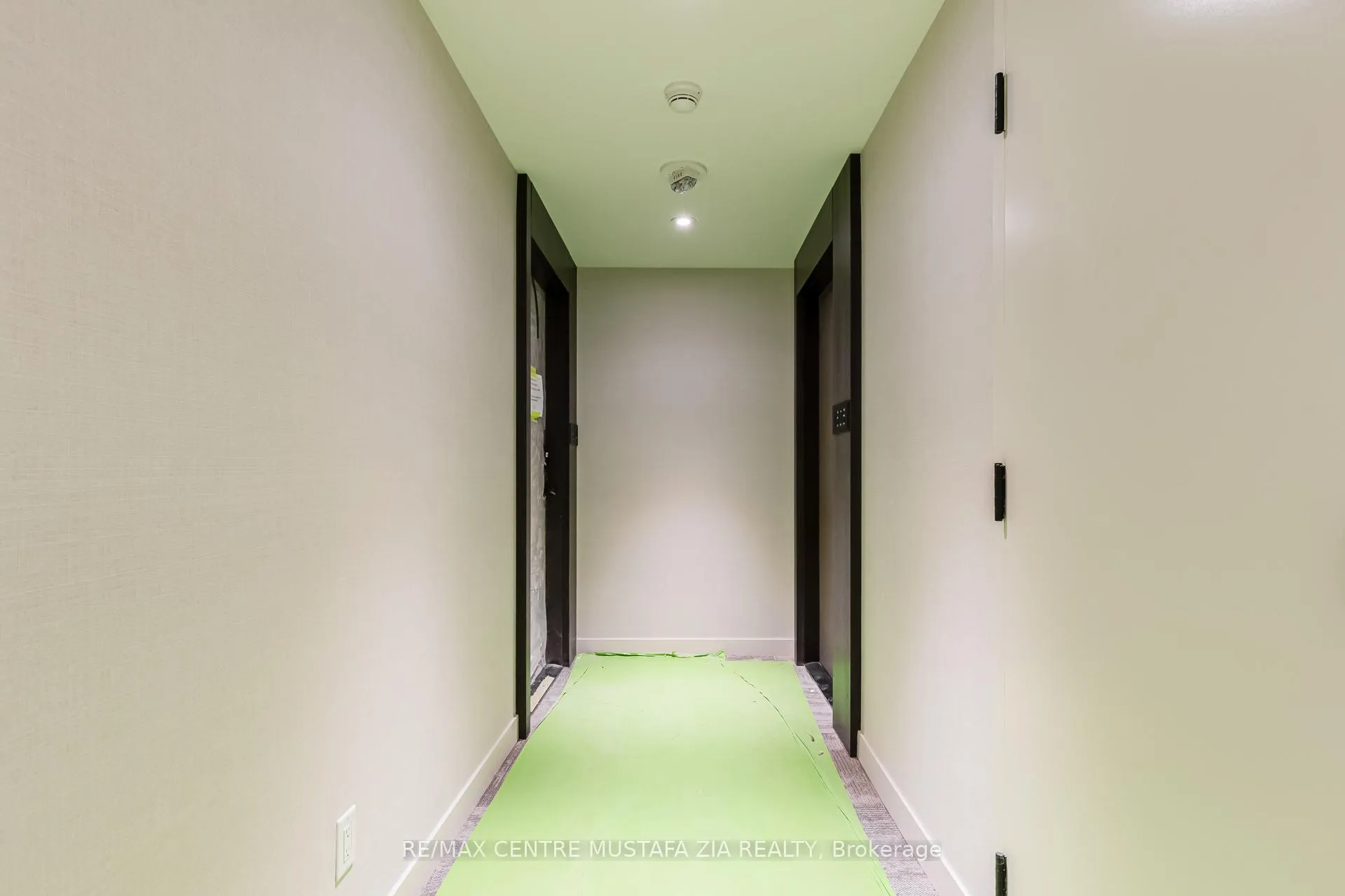 Photo 9 of Unit 1505, 4015 The Exchange, Mississauga, City Centre — HOMEH