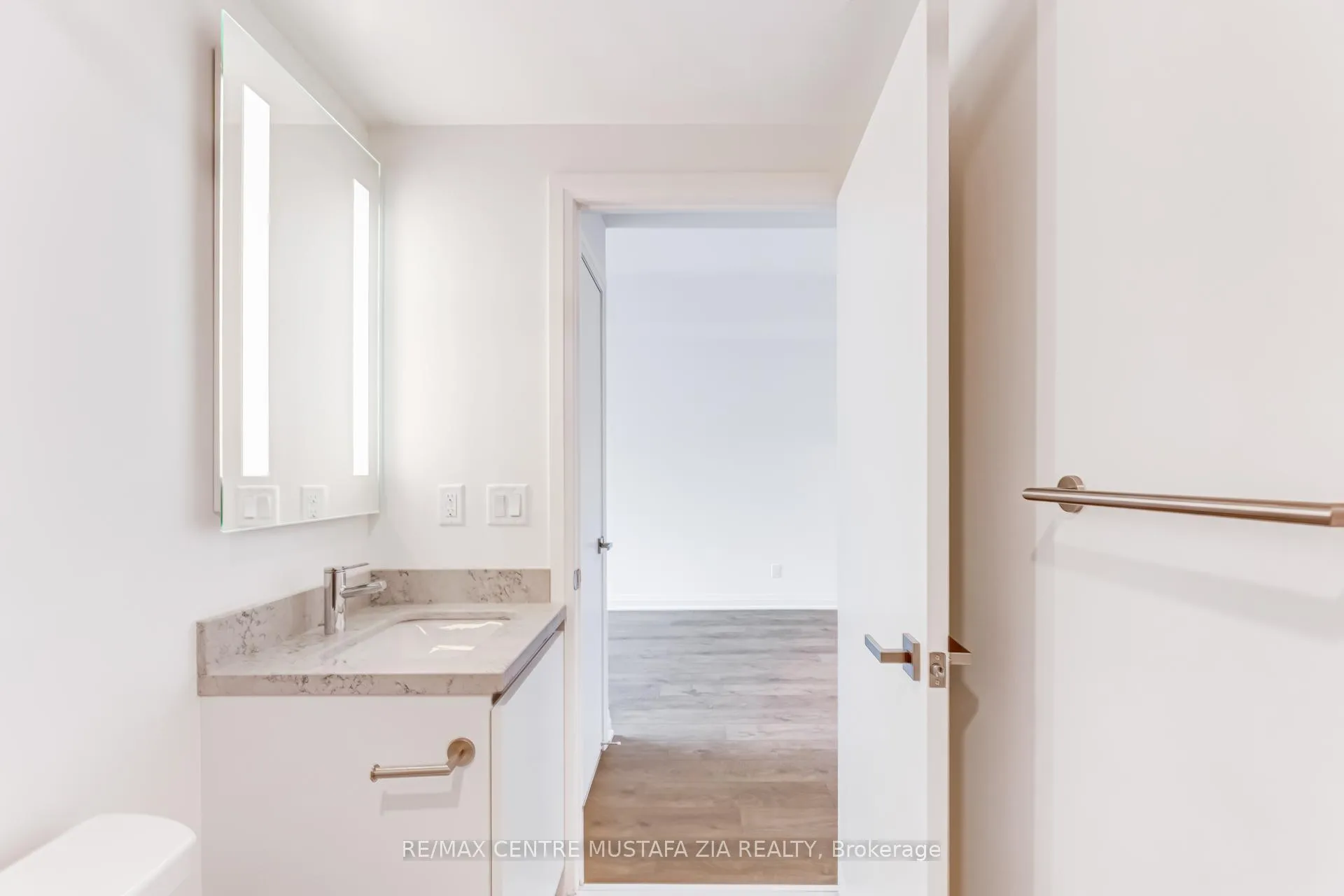 Photo 26 of Unit 1505, 4015 The Exchange, Mississauga, City Centre — HOMEH