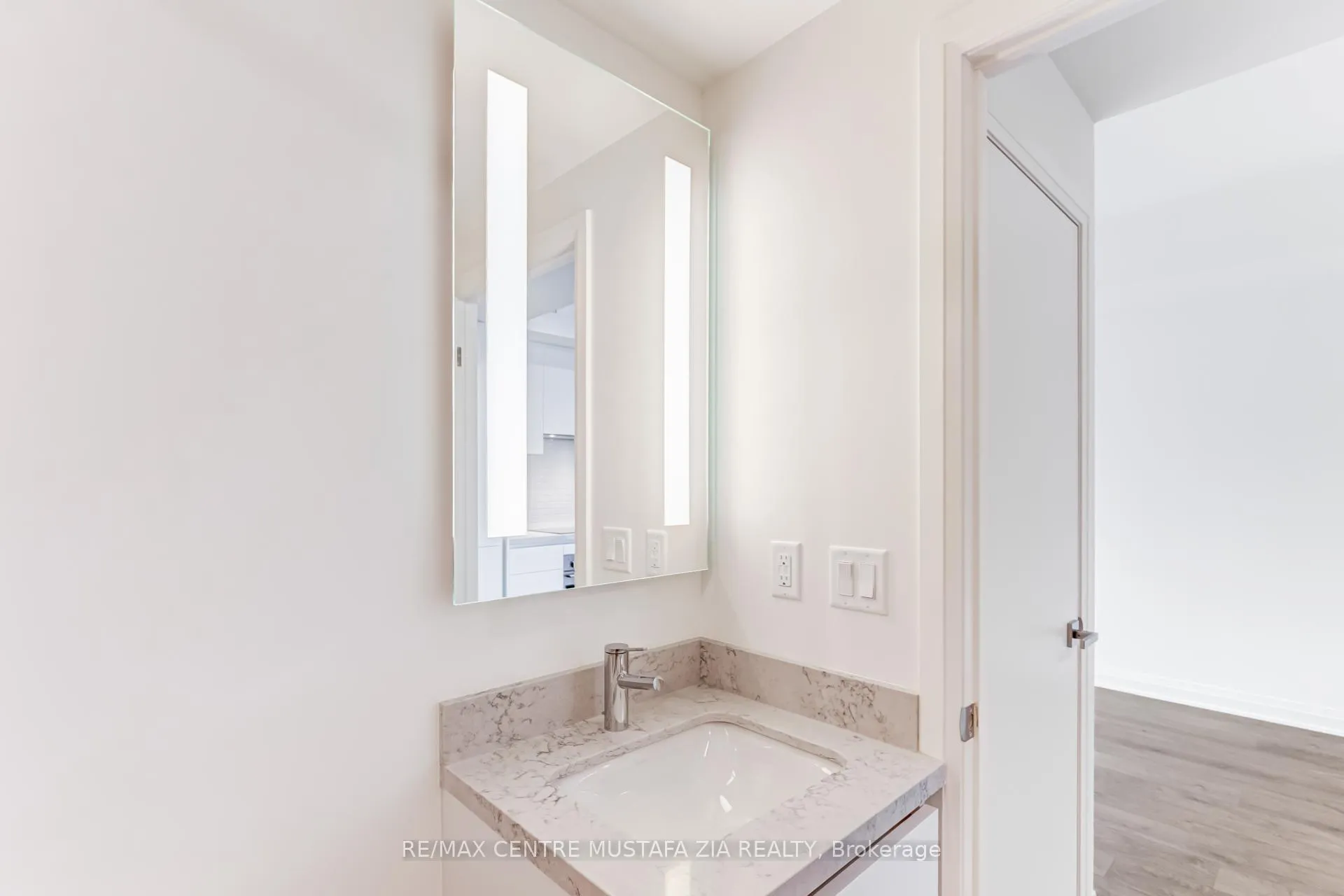 Photo 27 of Unit 1505, 4015 The Exchange, Mississauga, City Centre — HOMEH