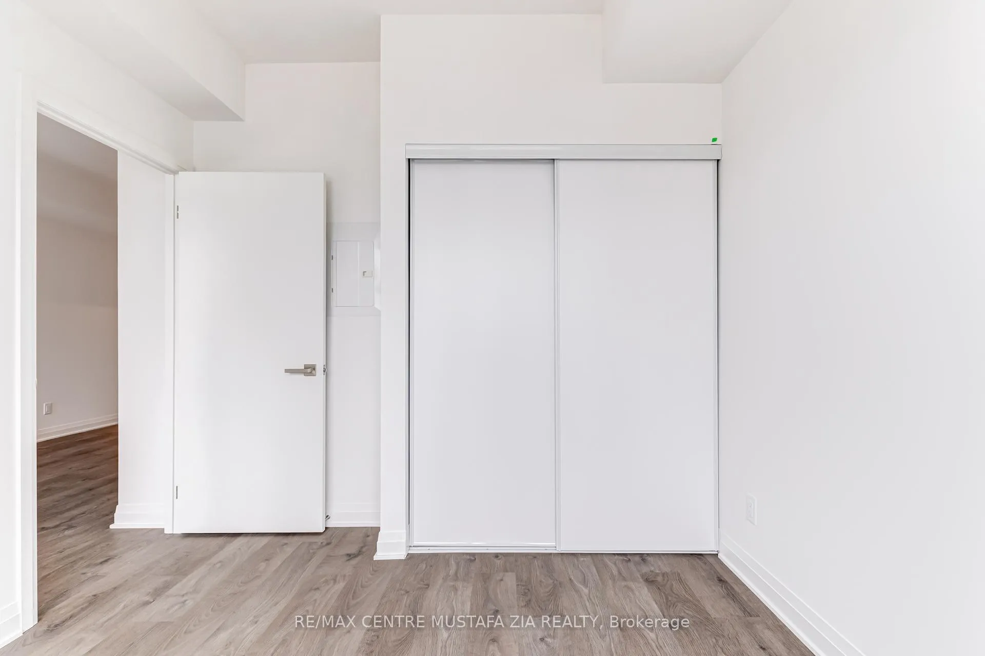 Photo 33 of Unit 1505, 4015 The Exchange, Mississauga, City Centre — HOMEH