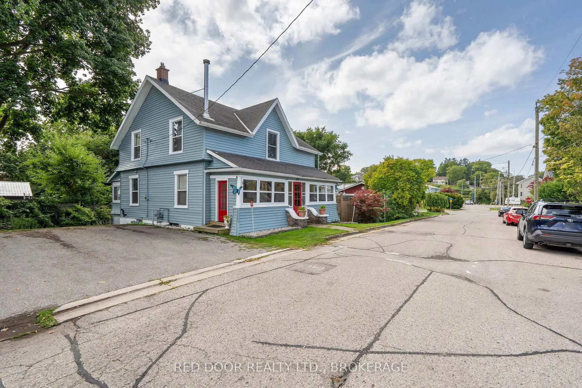 Photo 3 of 292 Hetty Street W, Central Elgin, Port Stanley — HOMEH