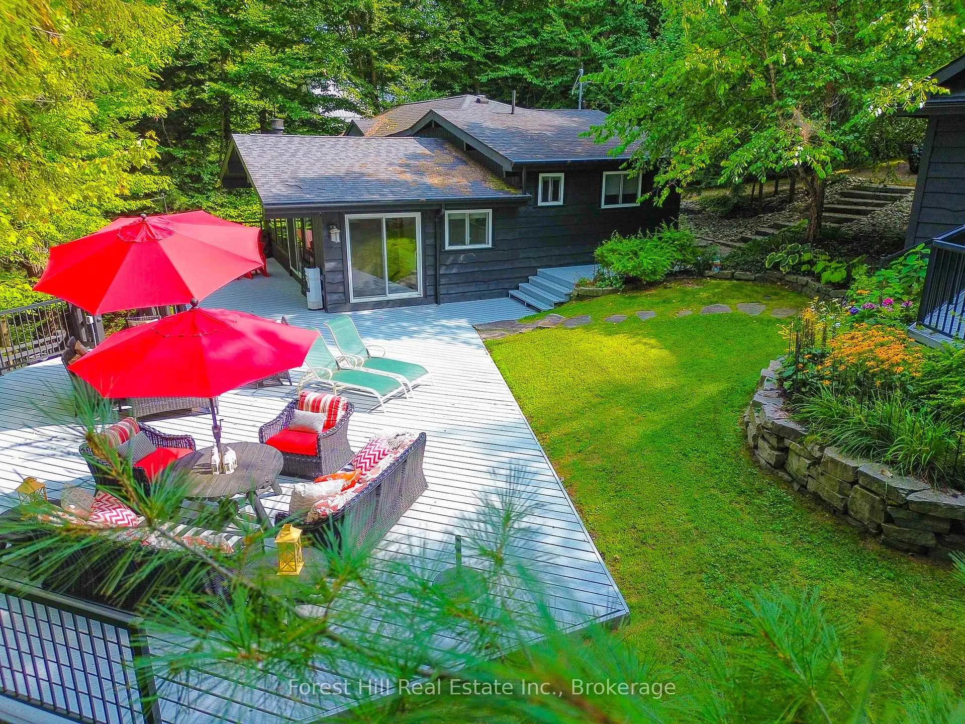 Photo 4 of 21 Lakeview Crescent, Seguin — HOMEH