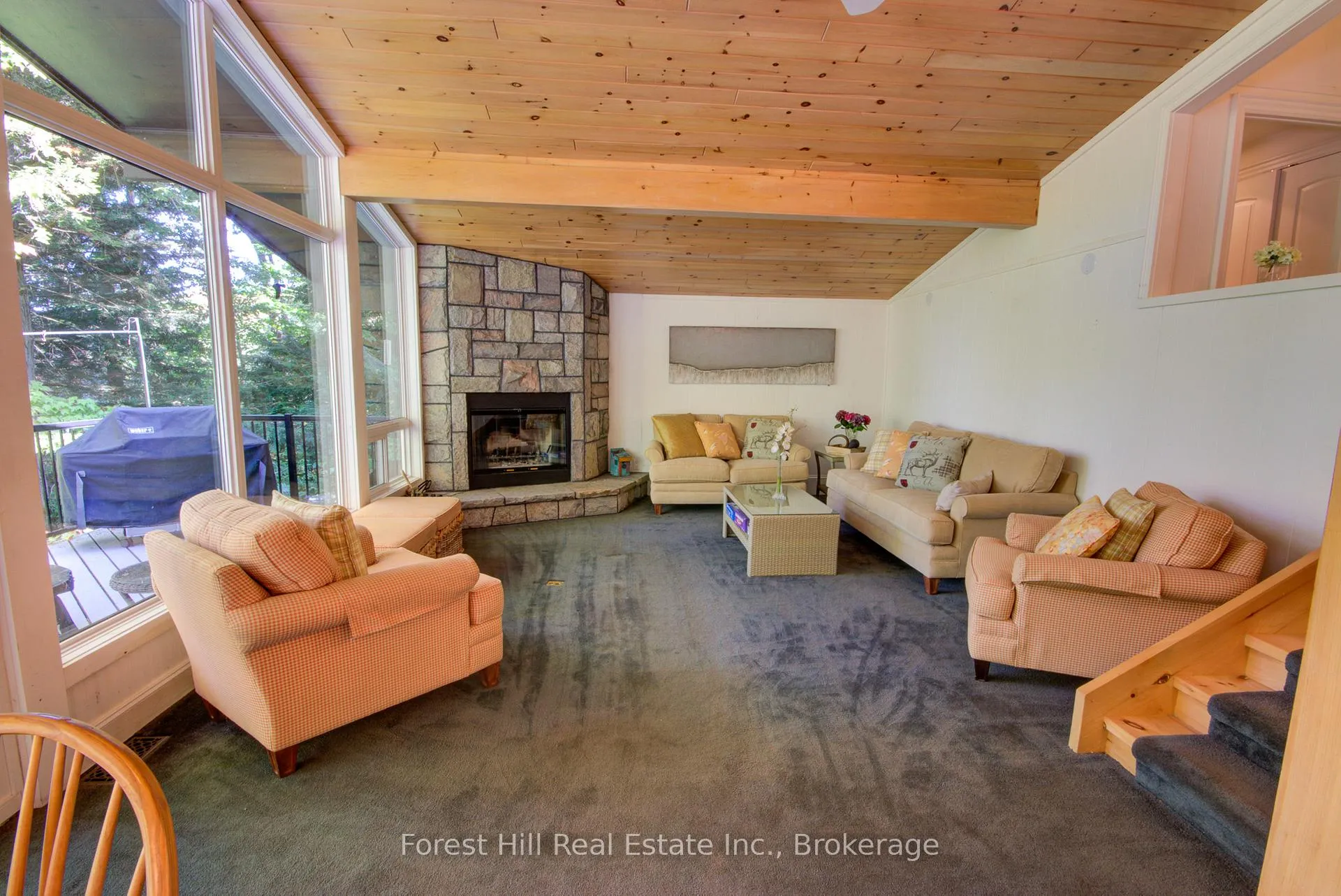 Photo 16 of 21 Lakeview Crescent, Seguin — HOMEH
