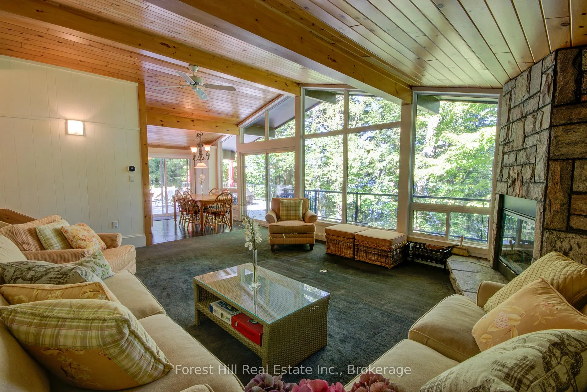 Photo 18 of 21 Lakeview Crescent, Seguin — HOMEH