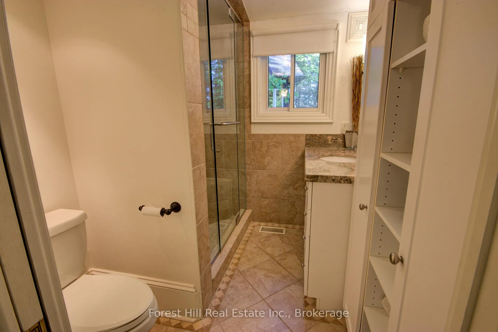 Photo 22 of 21 Lakeview Crescent, Seguin — HOMEH