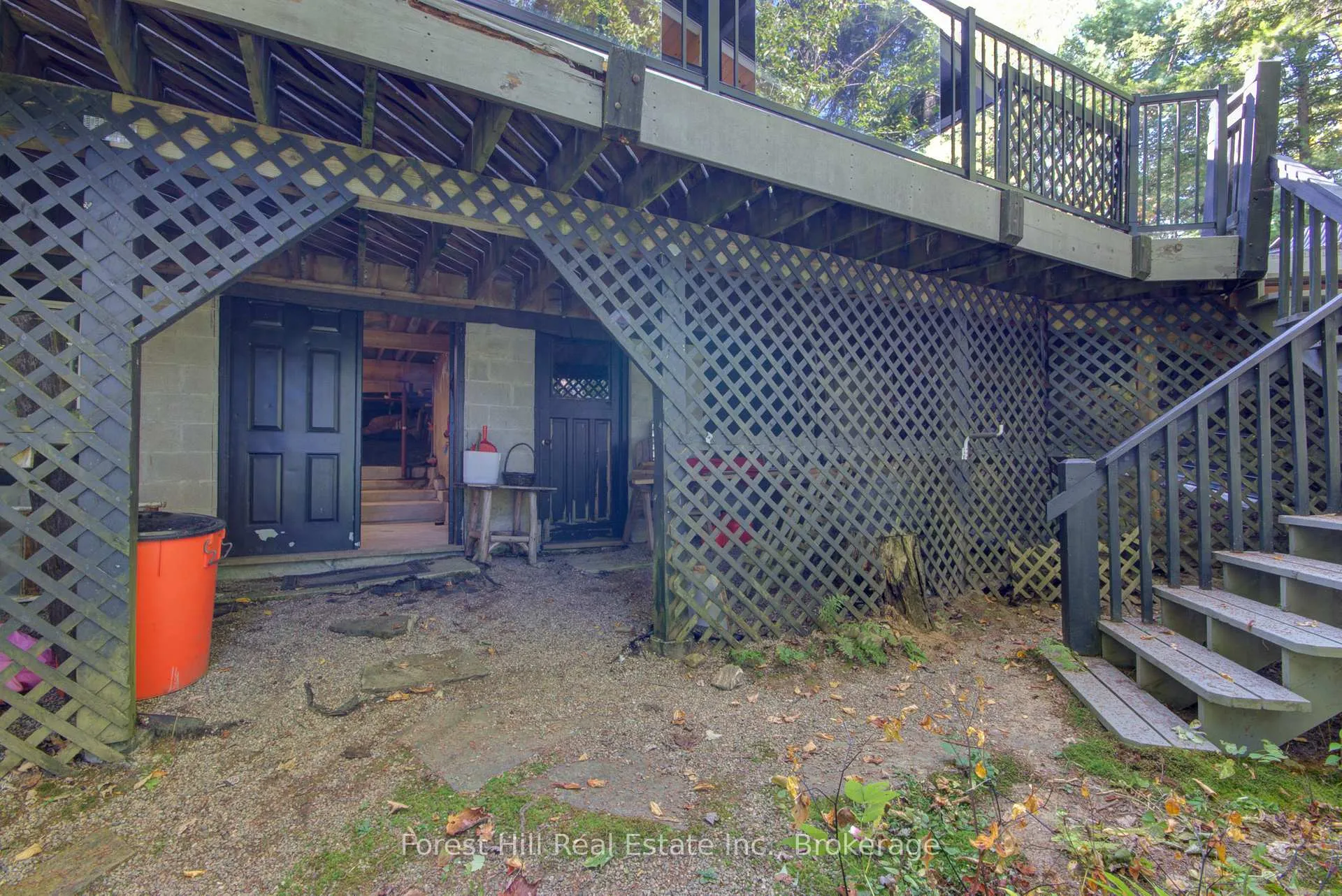 Photo 43 of 21 Lakeview Crescent, Seguin — HOMEH