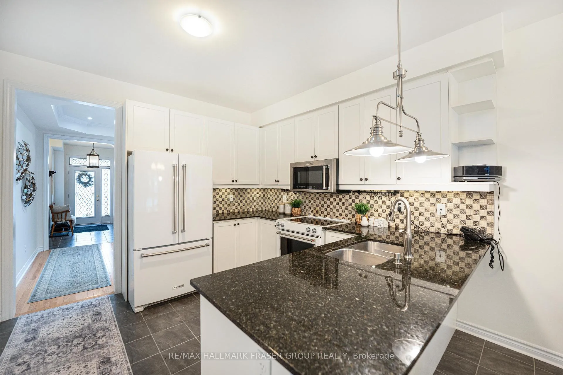 Photo 10 of 1562 Brandy Court, Pickering, Duffin Heights — HOMEH