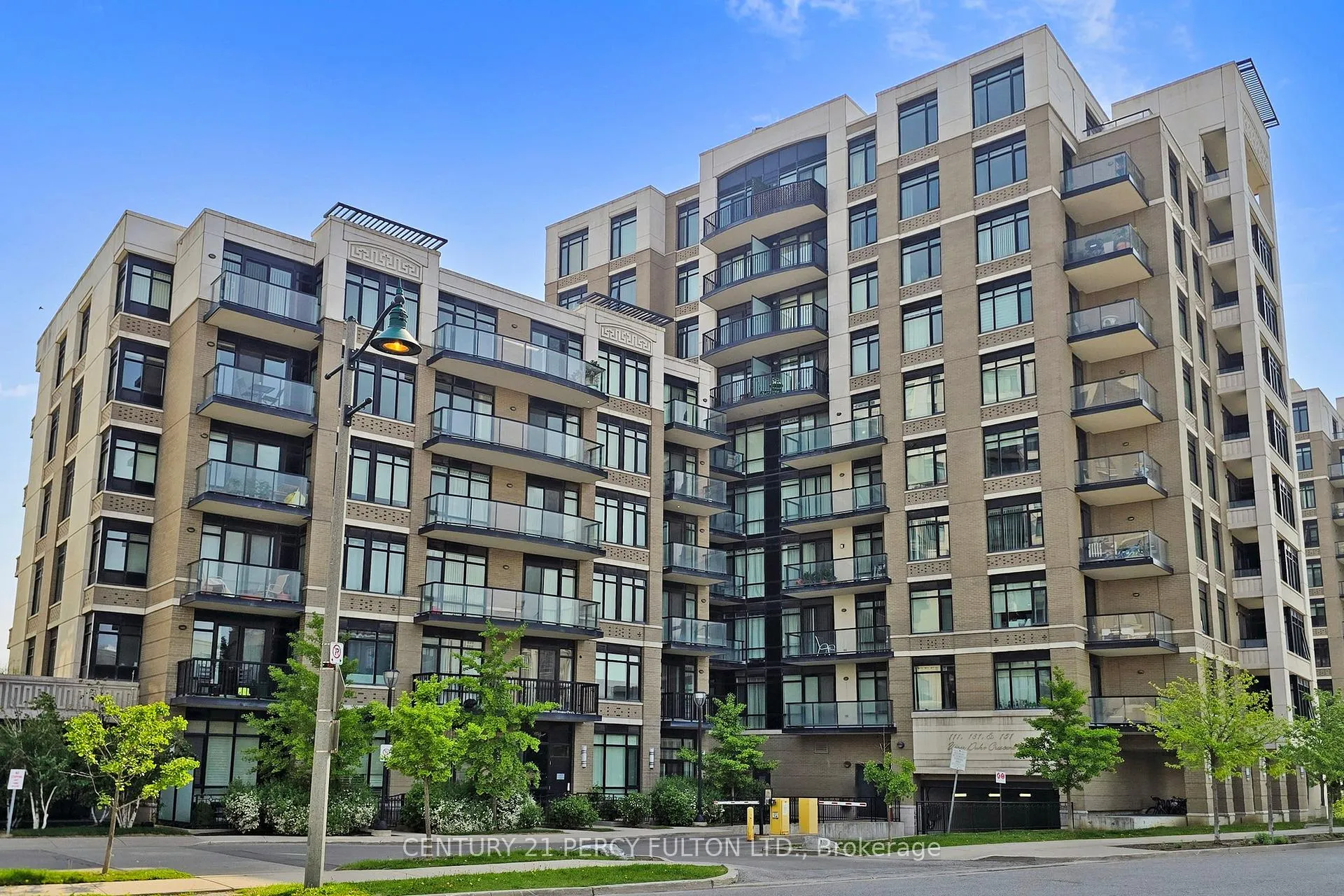 Photo 4 of Unit 207, 131 Upper Duke Crescent, Markham, Unionville — HOMEH