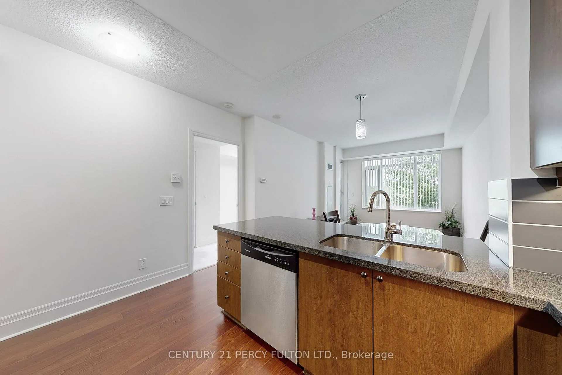 Photo 20 of Unit 207, 131 Upper Duke Crescent, Markham, Unionville — HOMEH