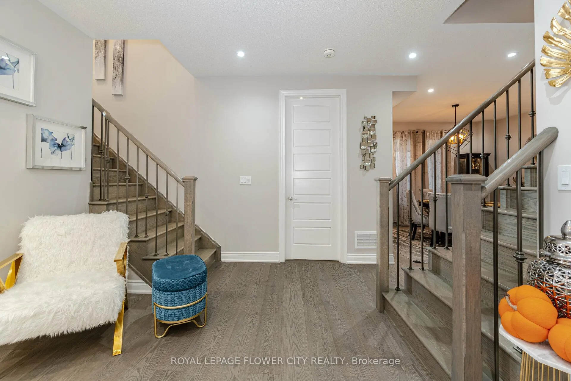 Photo 22 of 8 Ixworth Circle, Brampton, Bram West — HOMEH