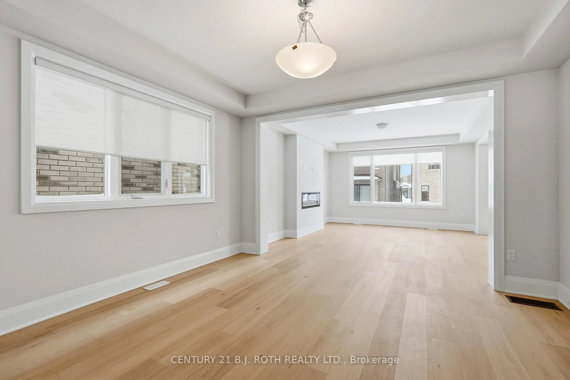 Photo 6 of 395 Reid Drive, Barrie, Rural Barrie Southwest — HOMEH