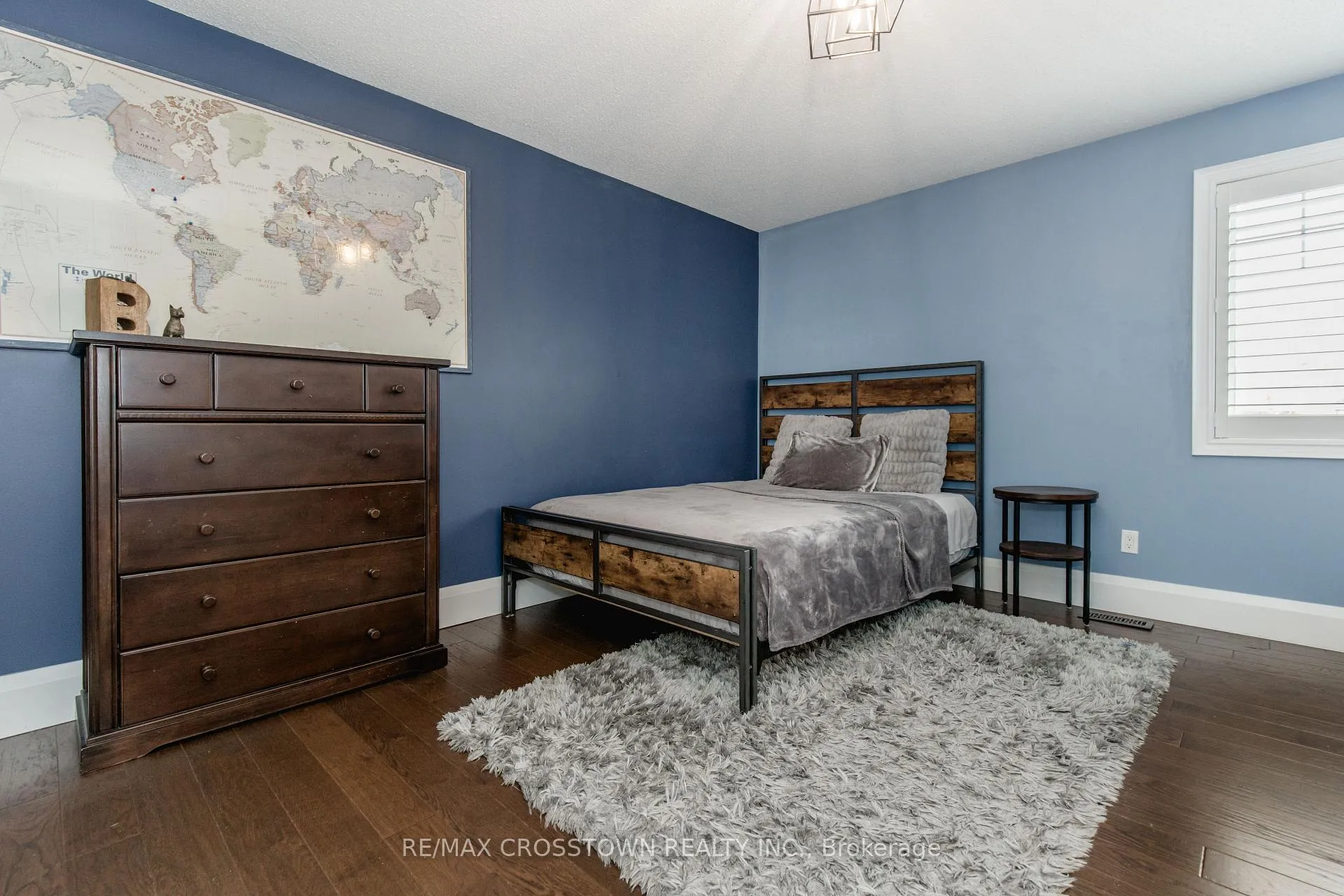 Photo 34 of 58 Versailles Crescent, Barrie, Innis-Shore — HOMEH