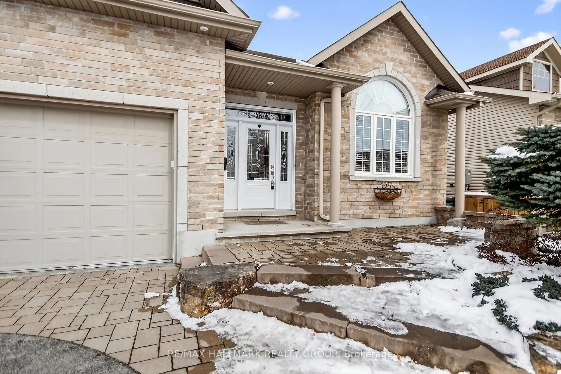 Photo 3 of 445 Landswood Way, Ottawa, Stittsville (South) — HOMEH
