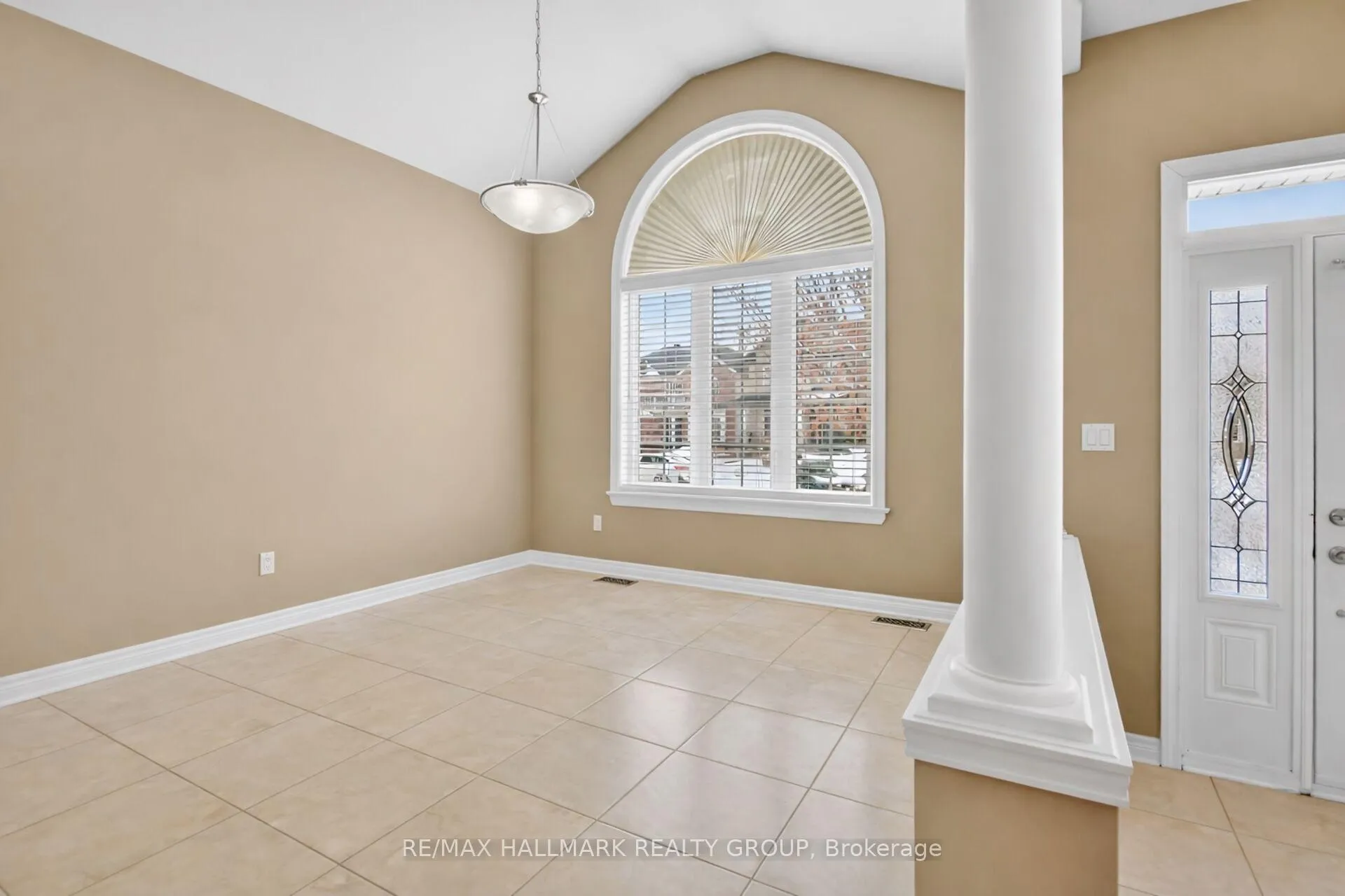 Photo 6 of 445 Landswood Way, Ottawa, Stittsville (South) — HOMEH