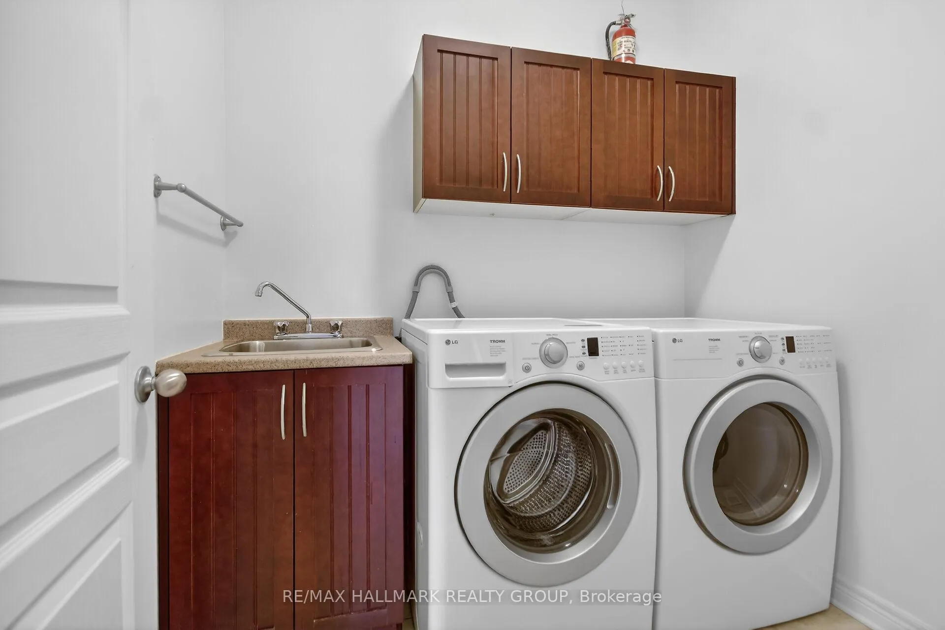 Photo 21 of 445 Landswood Way, Ottawa, Stittsville (South) — HOMEH