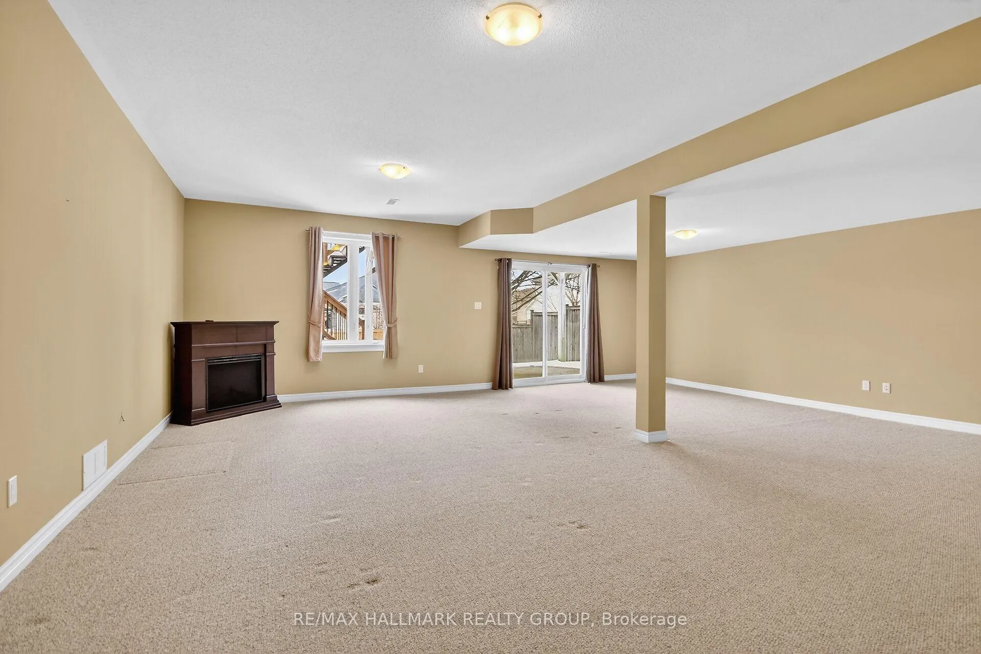Photo 37 of 445 Landswood Way, Ottawa, Stittsville (South) — HOMEH
