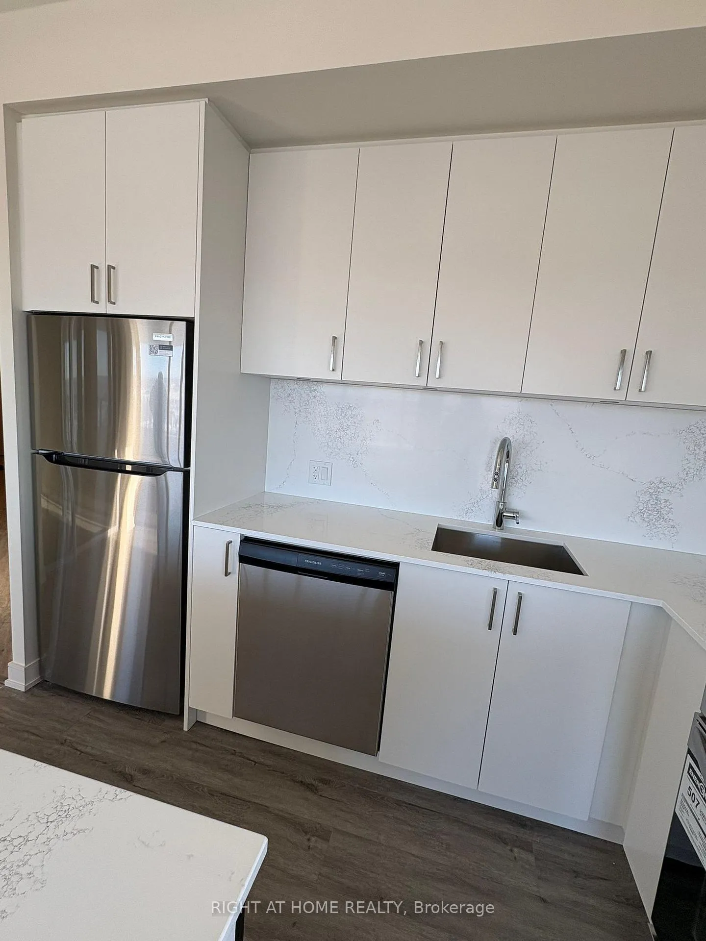 Photo 14 of Unit 2008, 8020 Derry Road, Milton, Coates — HOMEH