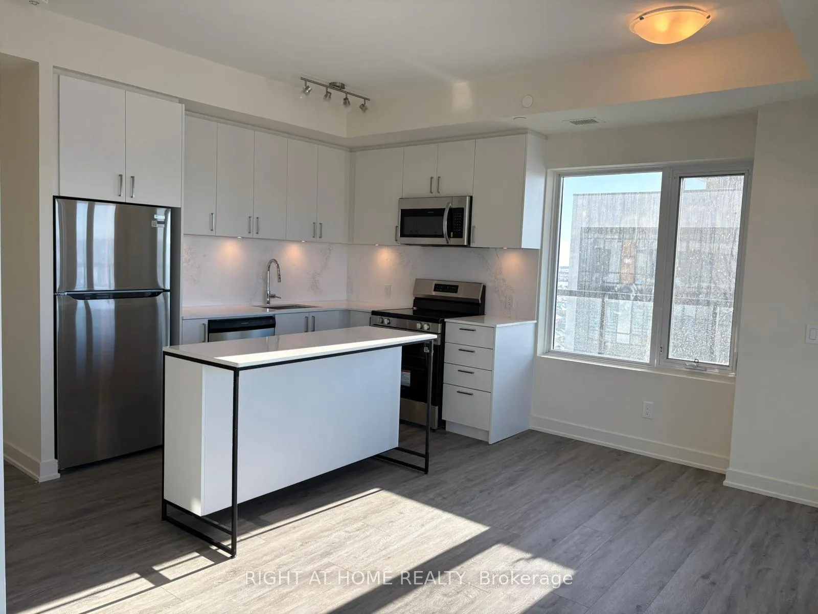 Photo 17 of Unit 2008, 8020 Derry Road, Milton, Coates — HOMEH