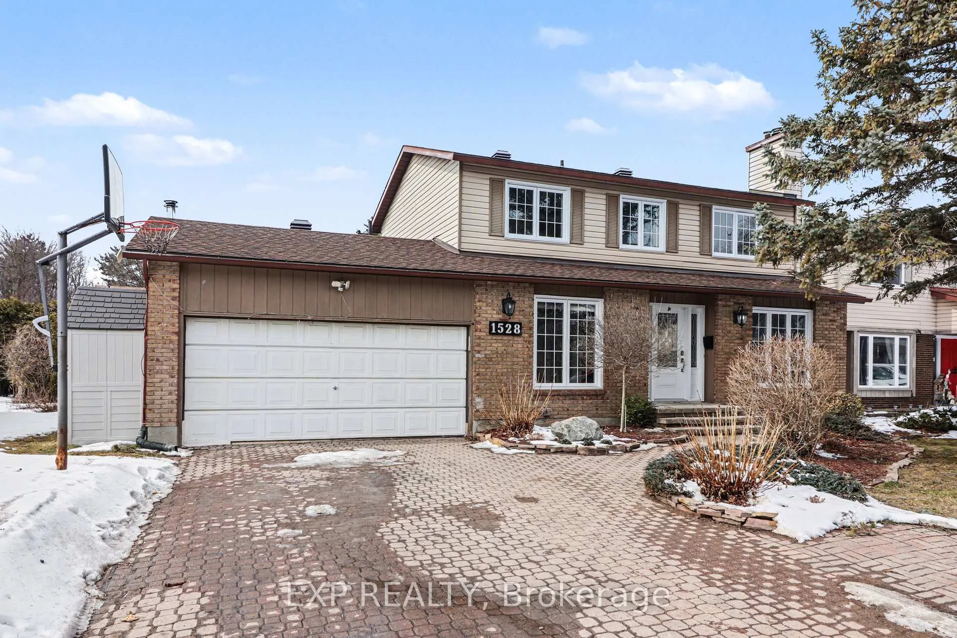 Photo 1 of 1528 Missyabit Drive, Ottawa, Bilberry Creek/Queenswood Heights — HOMEH