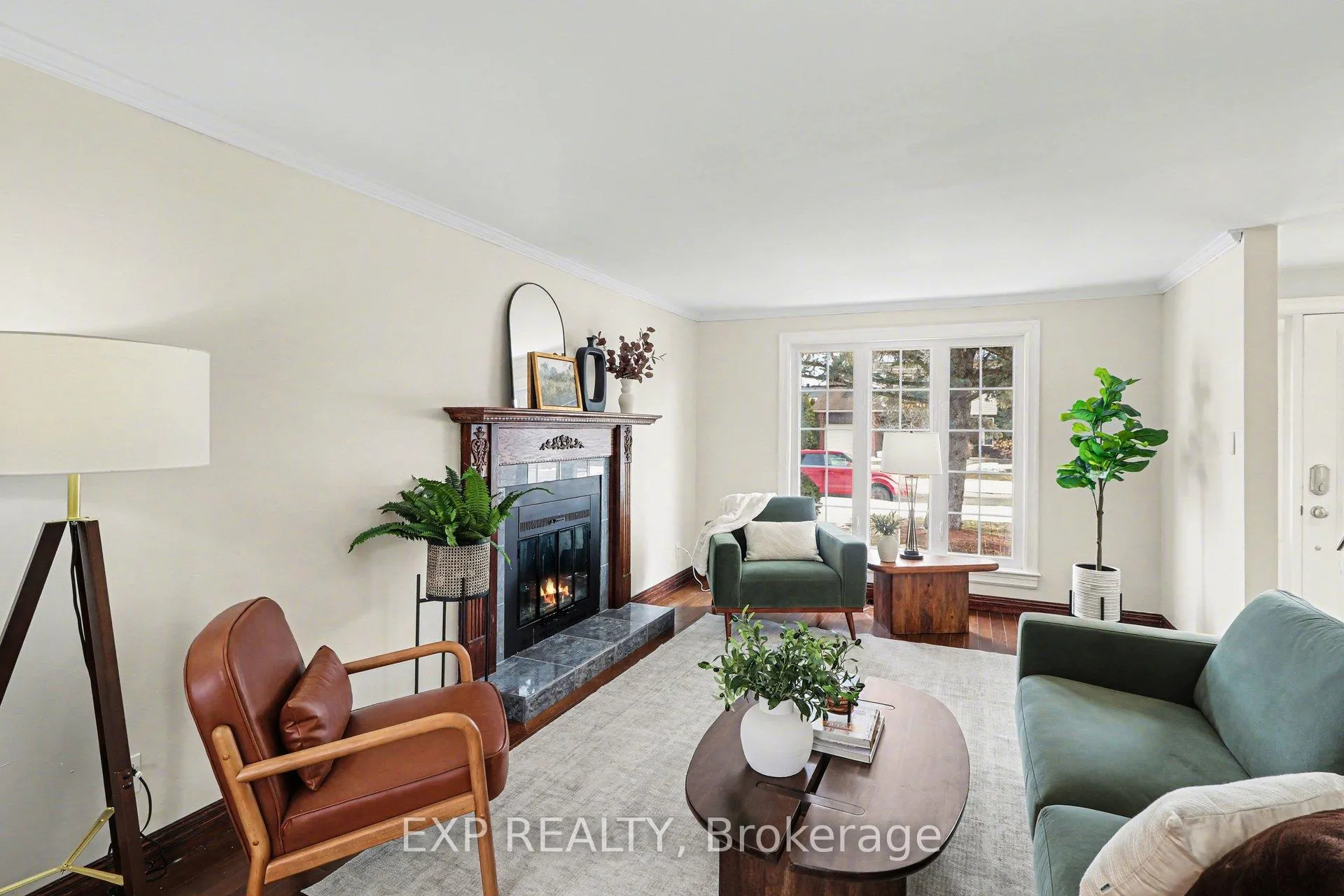 Photo 6 of 1528 Missyabit Drive, Ottawa, Bilberry Creek/Queenswood Heights — HOMEH