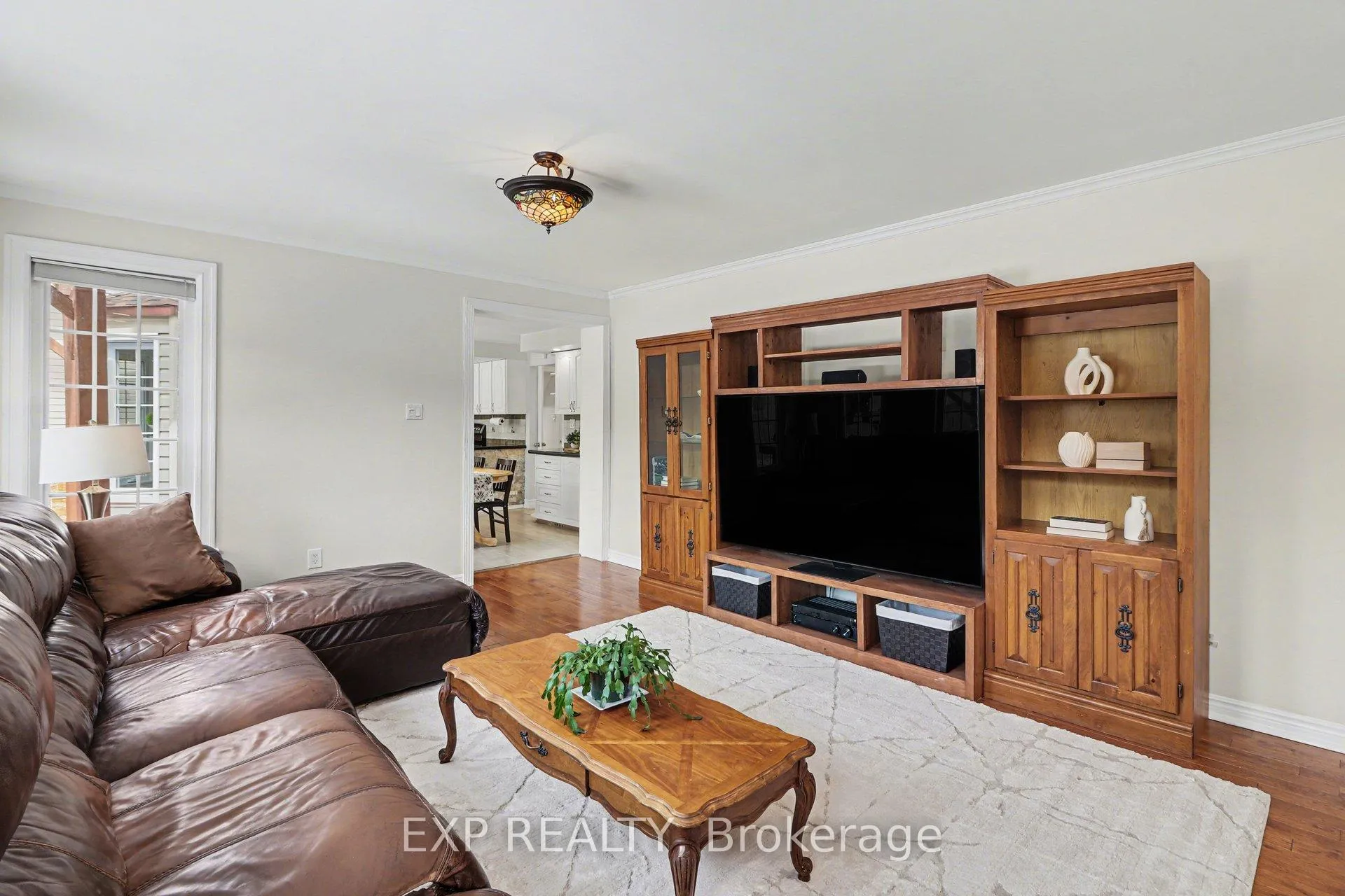 Photo 15 of 1528 Missyabit Drive, Ottawa, Bilberry Creek/Queenswood Heights — HOMEH