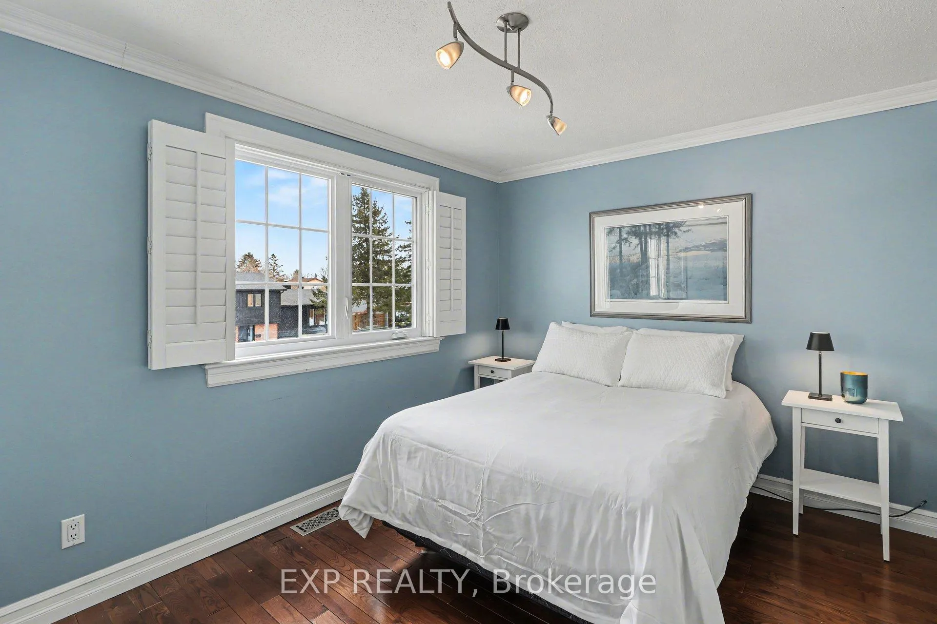 Photo 23 of 1528 Missyabit Drive, Ottawa, Bilberry Creek/Queenswood Heights — HOMEH