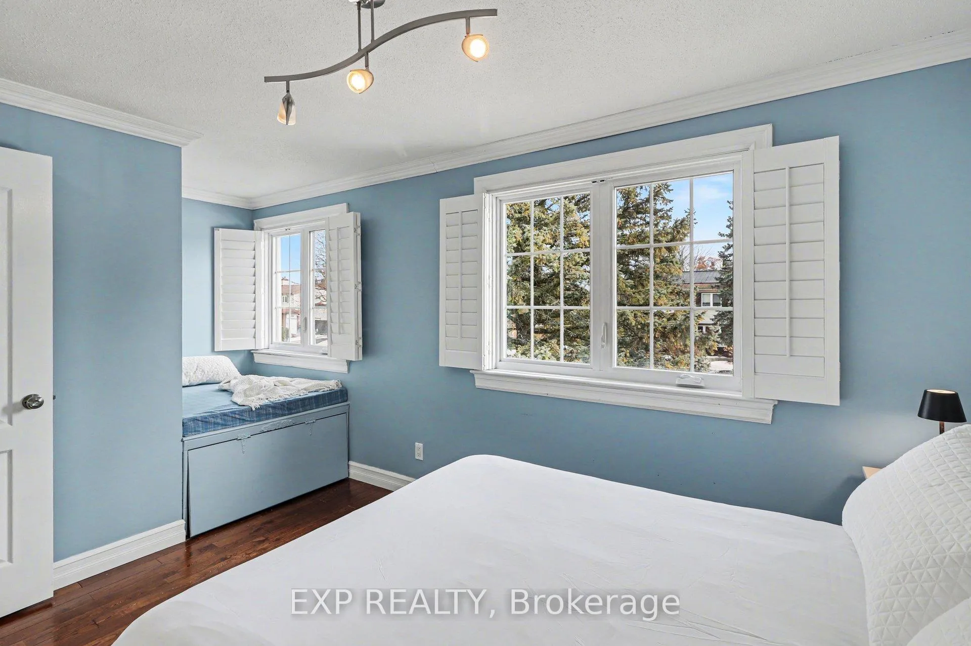 Photo 24 of 1528 Missyabit Drive, Ottawa, Bilberry Creek/Queenswood Heights — HOMEH