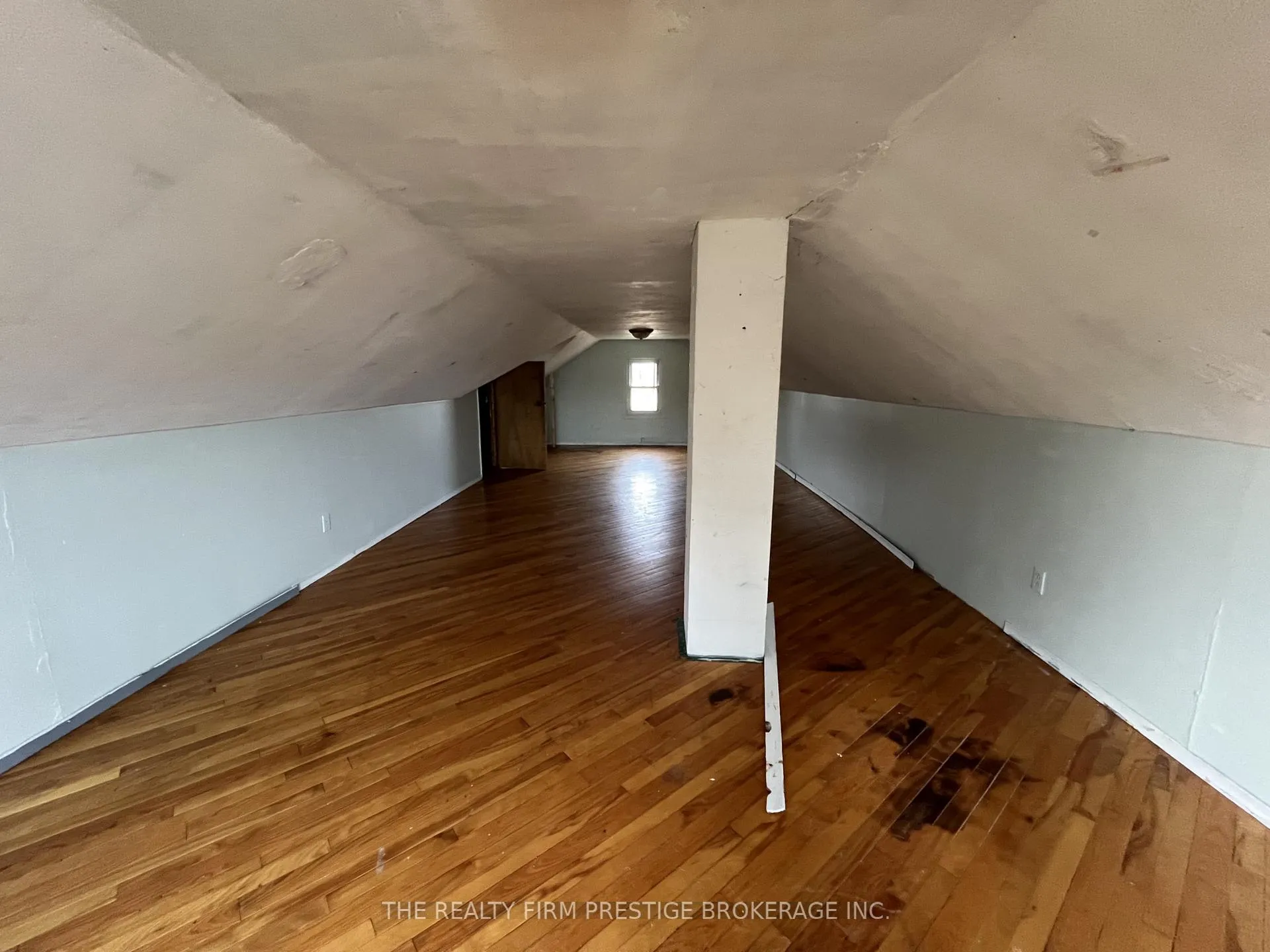 Photo 15 of 23104 Johnston Line, West Elgin, Rural West Elgin — HOMEH