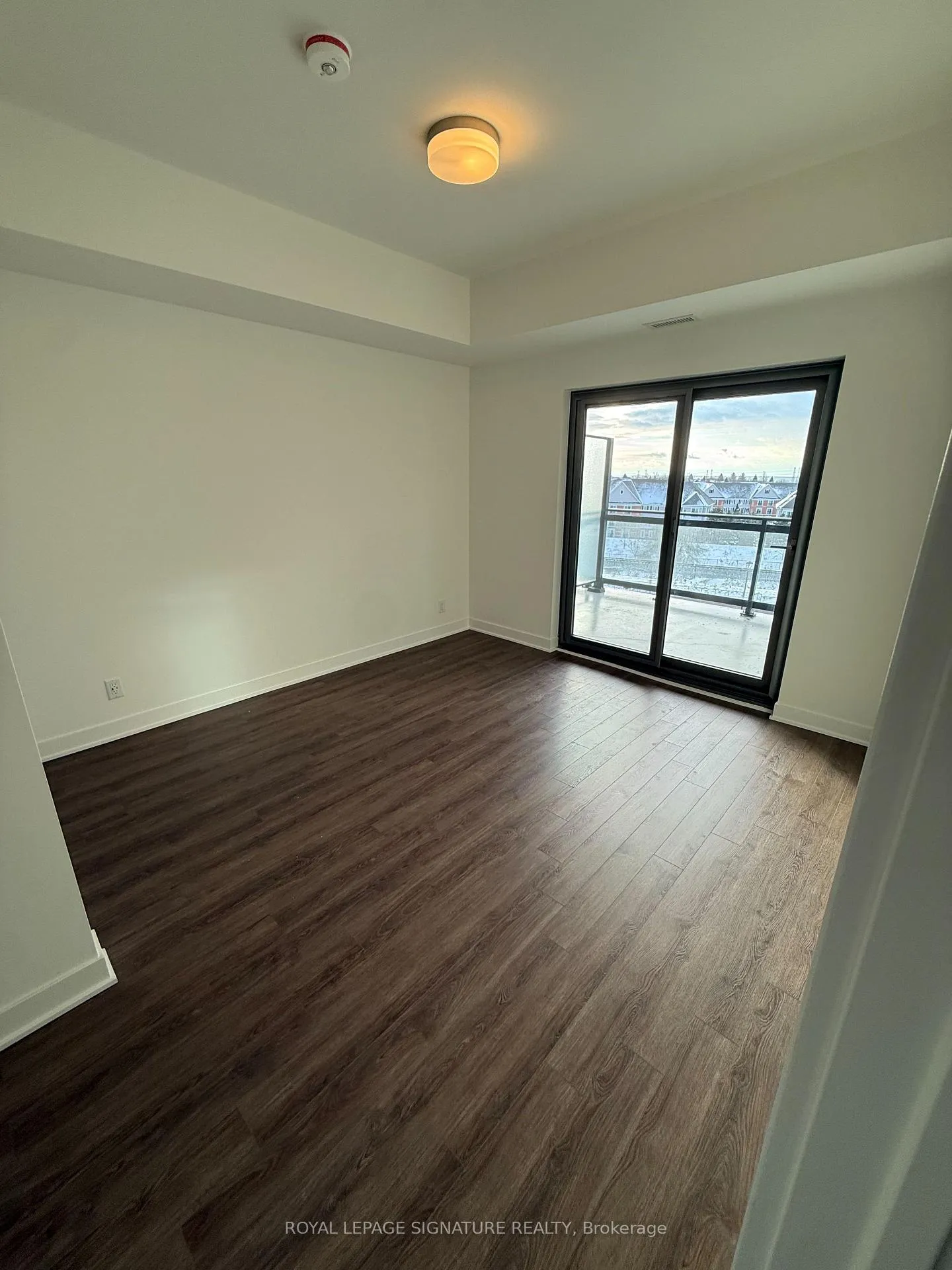 Photo 13 of Unit 527, 51 Clarington Boulevard, Clarington, Bowmanville — HOMEH