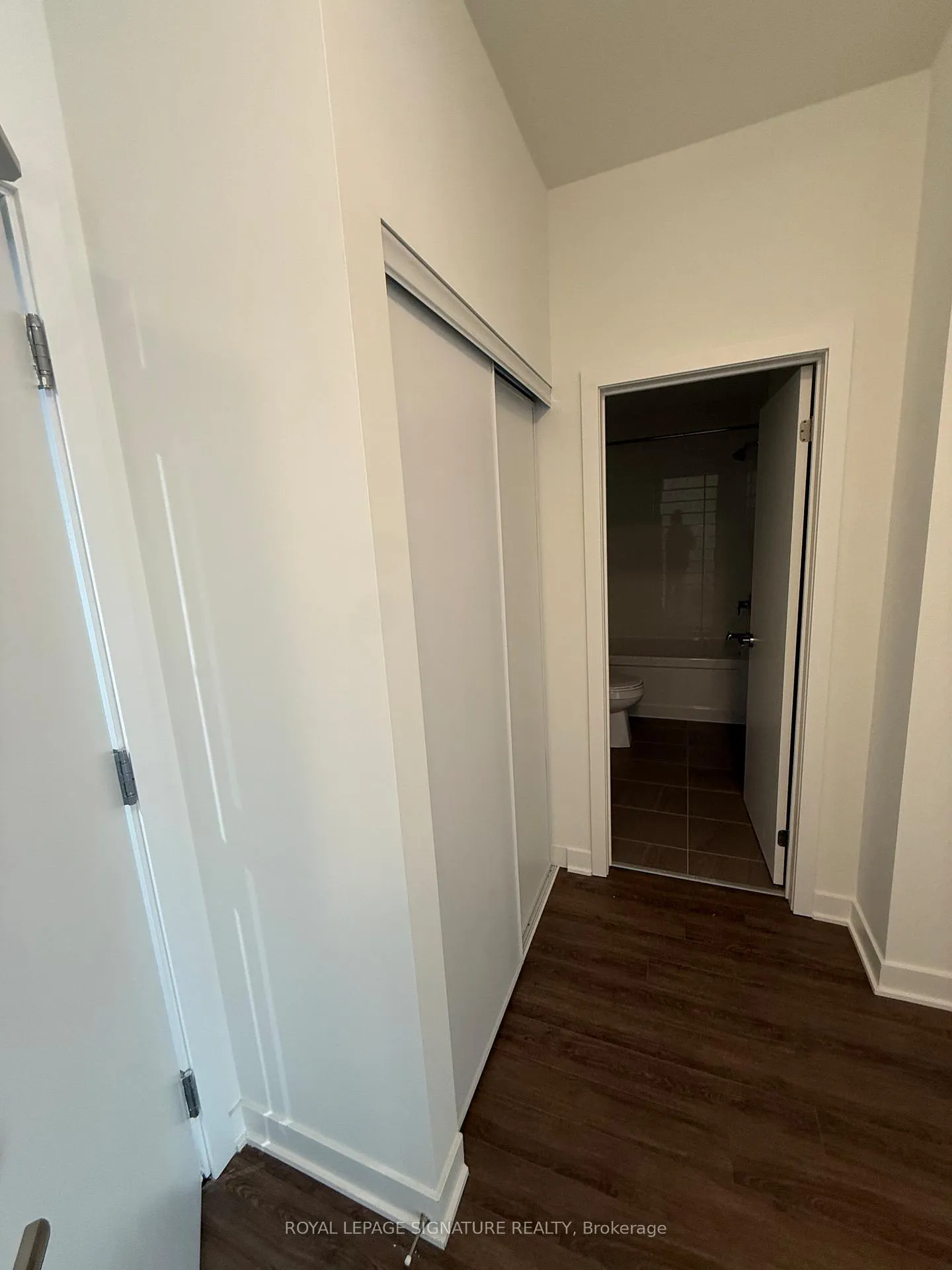 Photo 15 of Unit 527, 51 Clarington Boulevard, Clarington, Bowmanville — HOMEH
