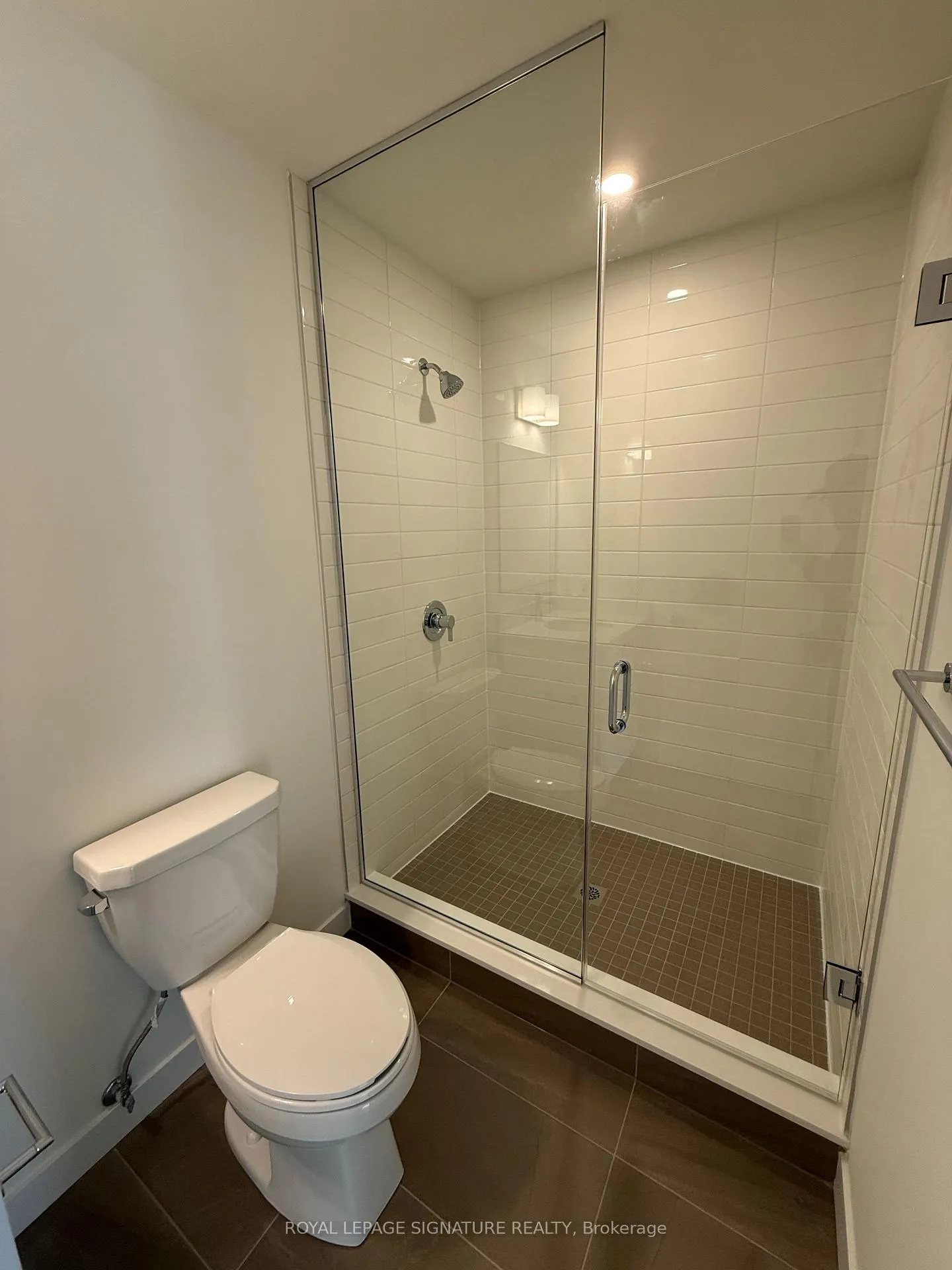 Photo 18 of Unit 527, 51 Clarington Boulevard, Clarington, Bowmanville — HOMEH
