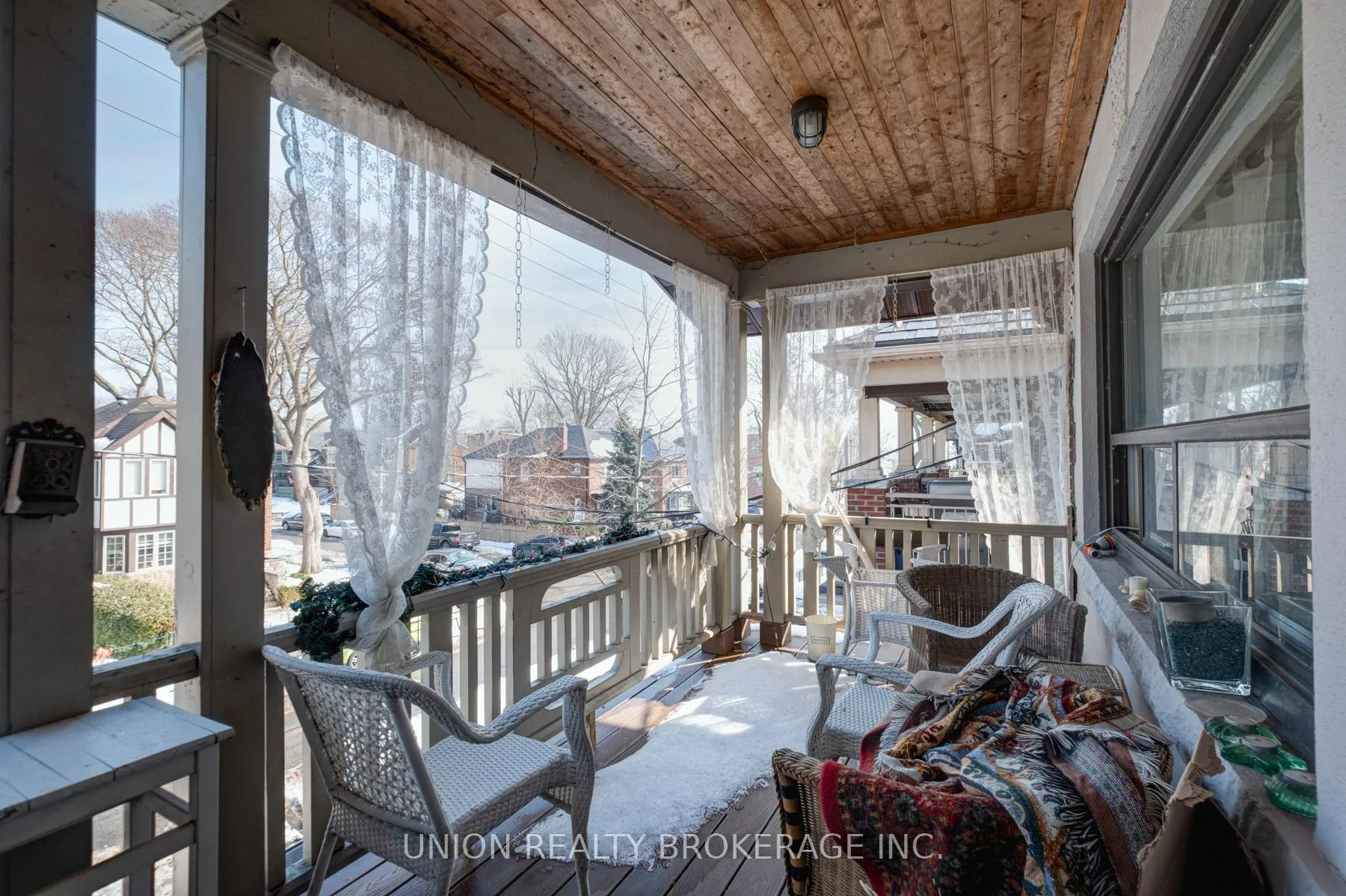 Photo 8 of 40 Glen Manor Drive, Toronto, The Beaches — HOMEH