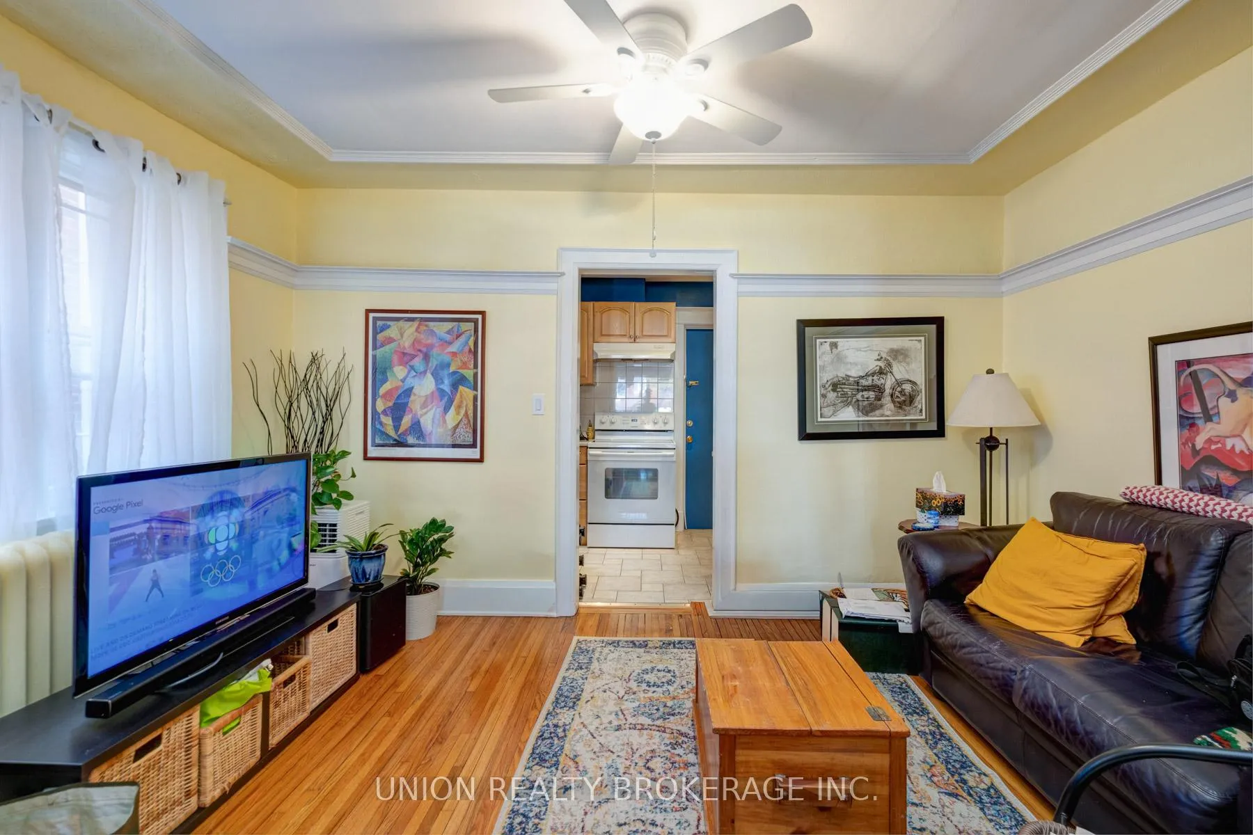 Photo 10 of 40 Glen Manor Drive, Toronto, The Beaches — HOMEH