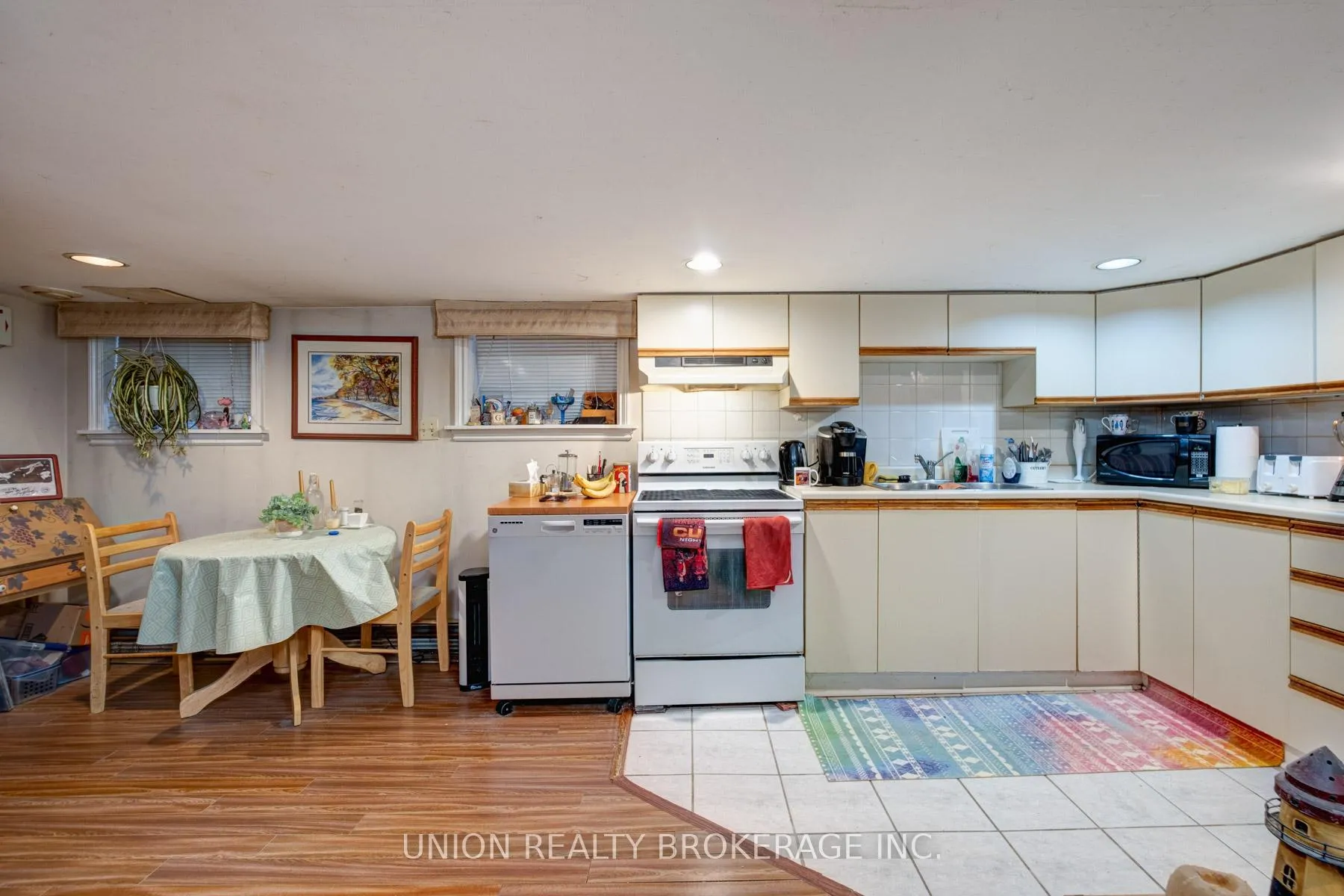 Photo 16 of 40 Glen Manor Drive, Toronto, The Beaches — HOMEH
