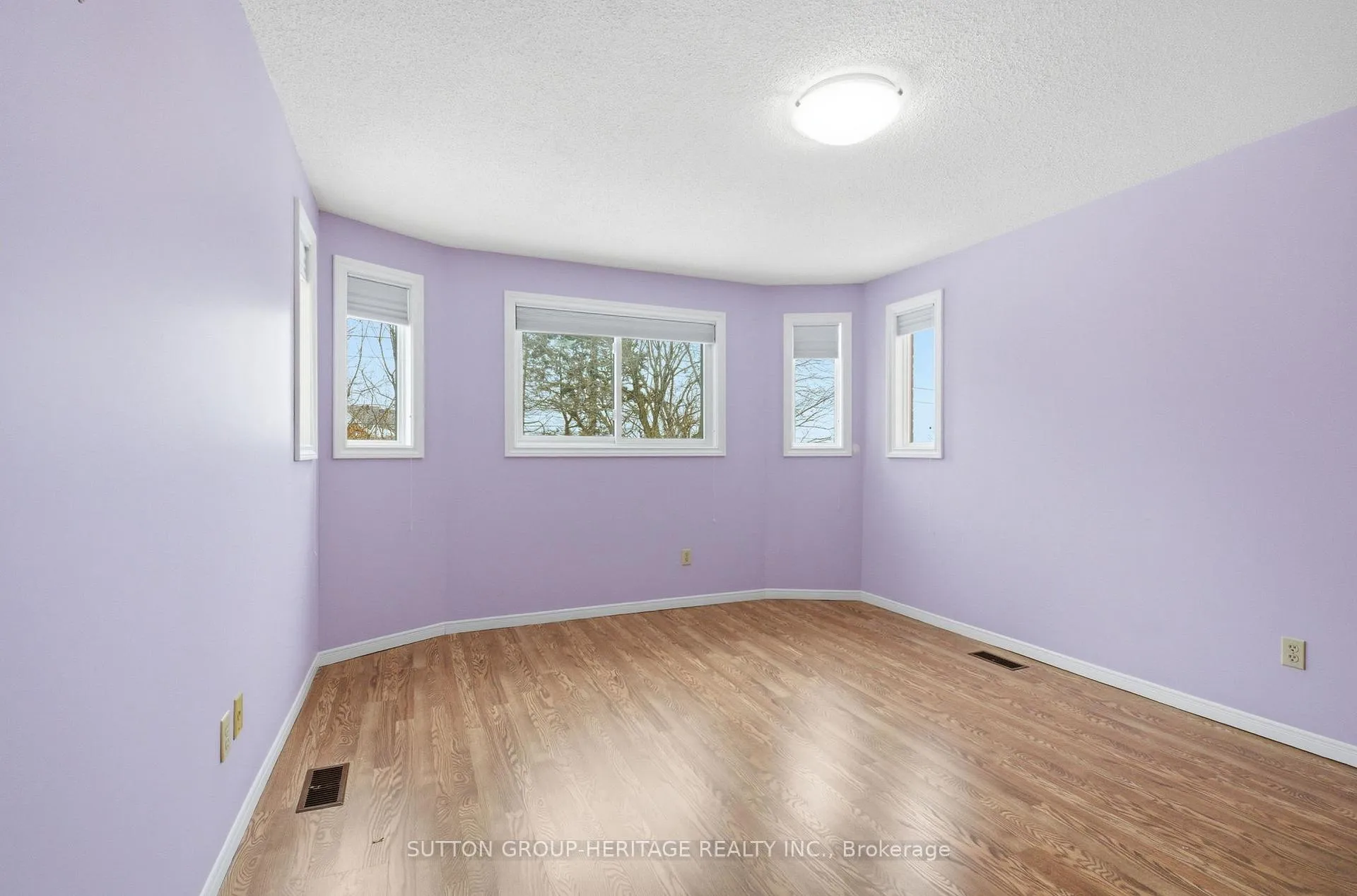 Photo 29 of 19 Sawyer Crescent, Markham, Markham Village — HOMEH