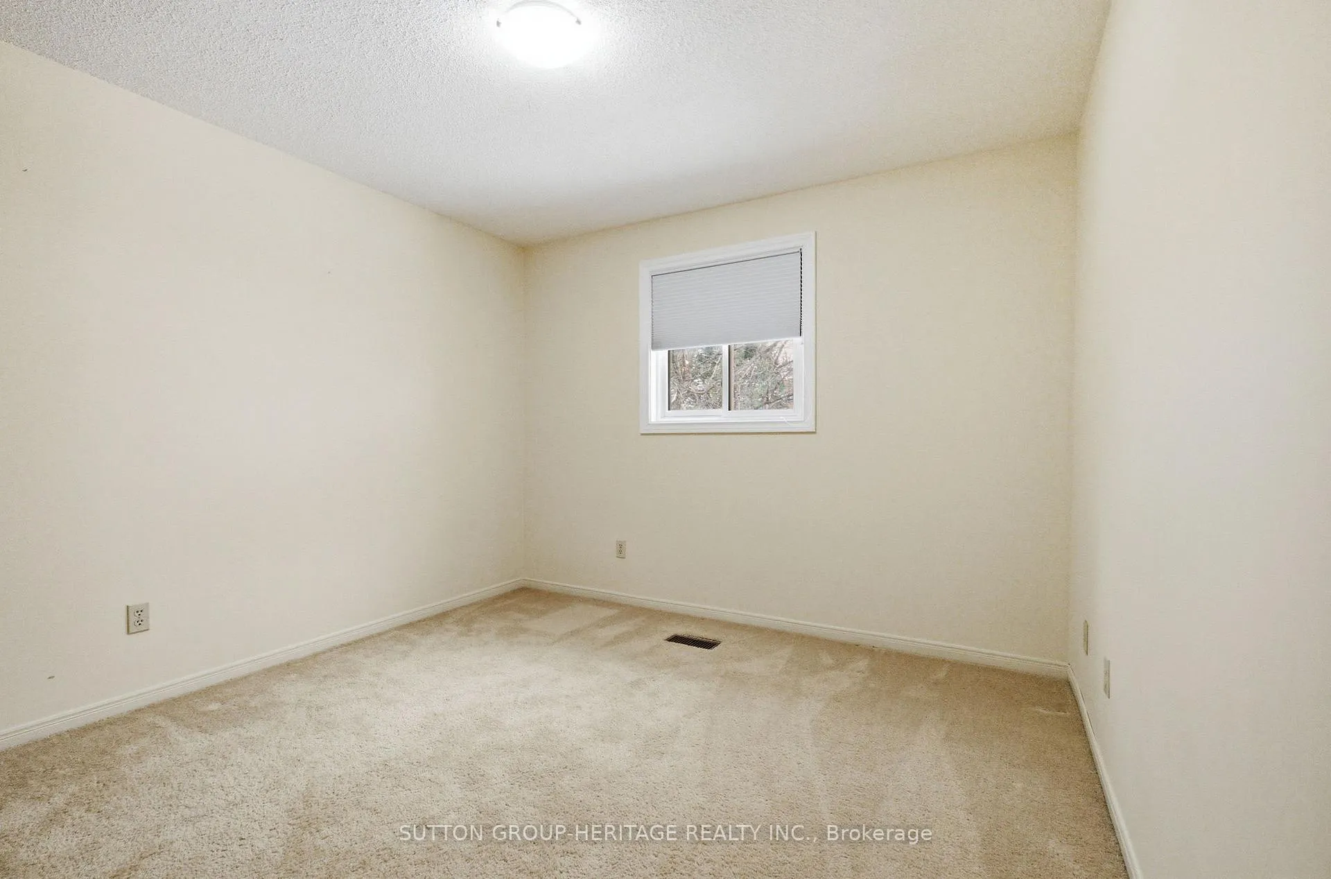Photo 31 of 19 Sawyer Crescent, Markham, Markham Village — HOMEH