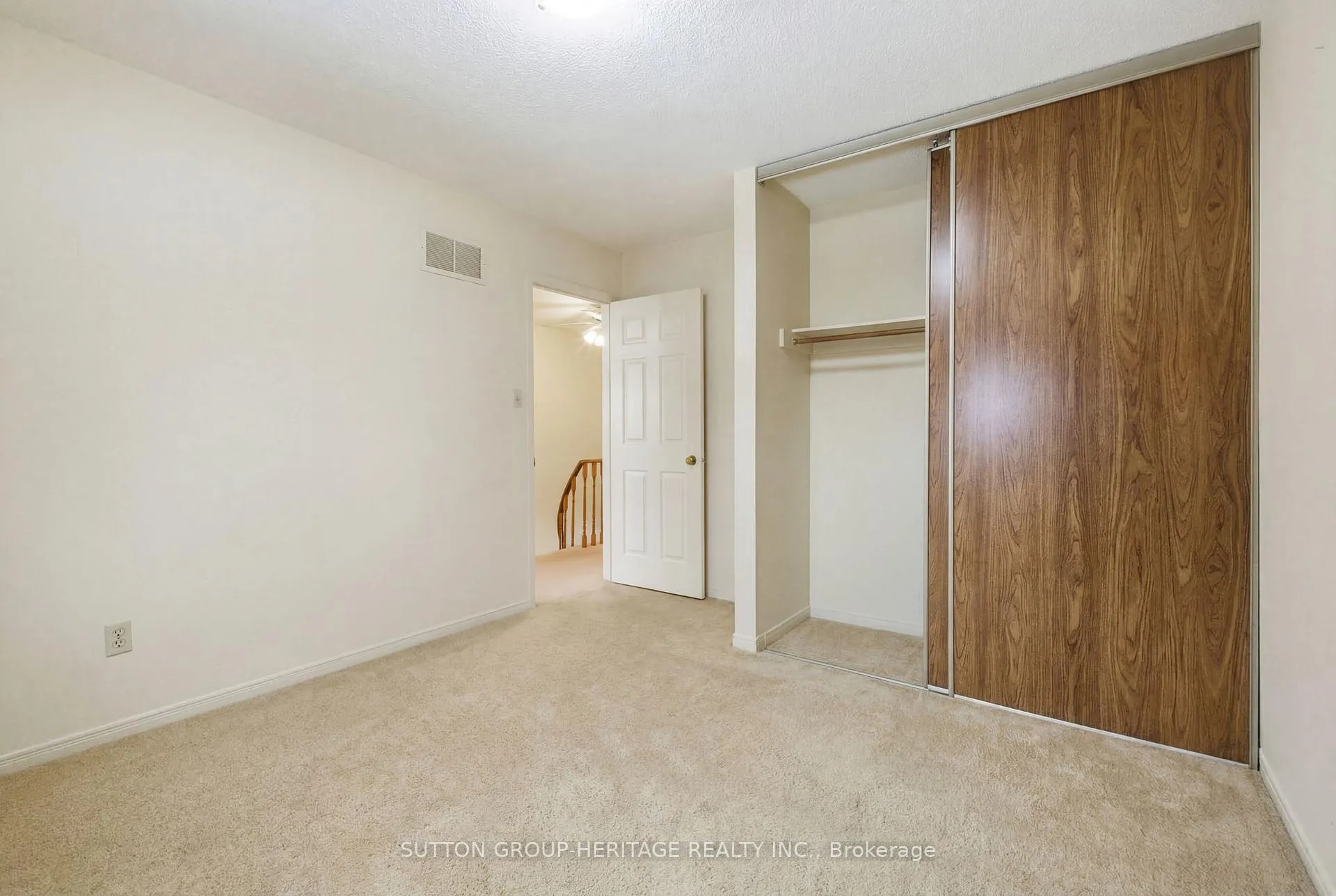Photo 32 of 19 Sawyer Crescent, Markham, Markham Village — HOMEH