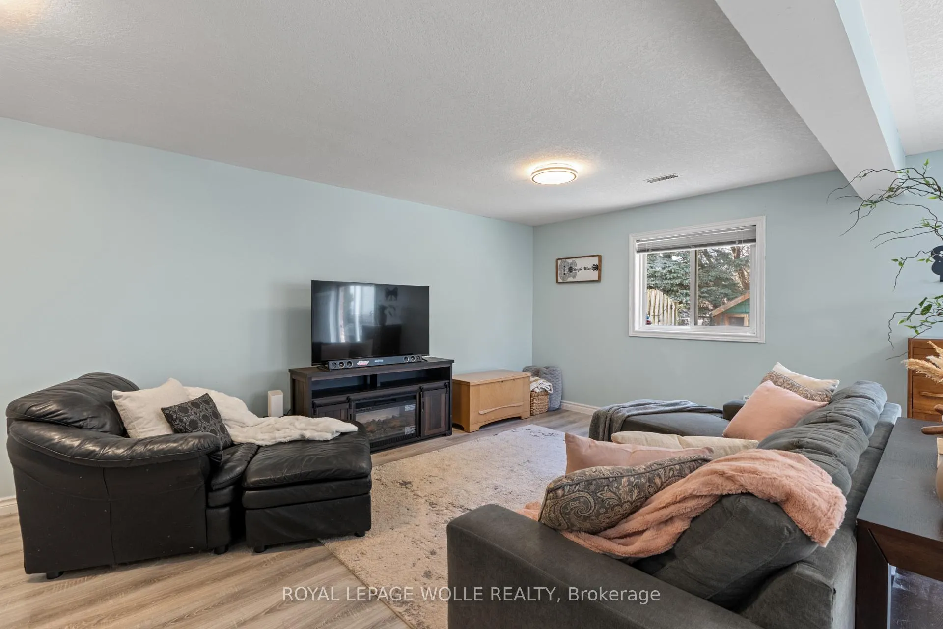 Photo 34 of 28 Gemmell Court, Stratford — HOMEH