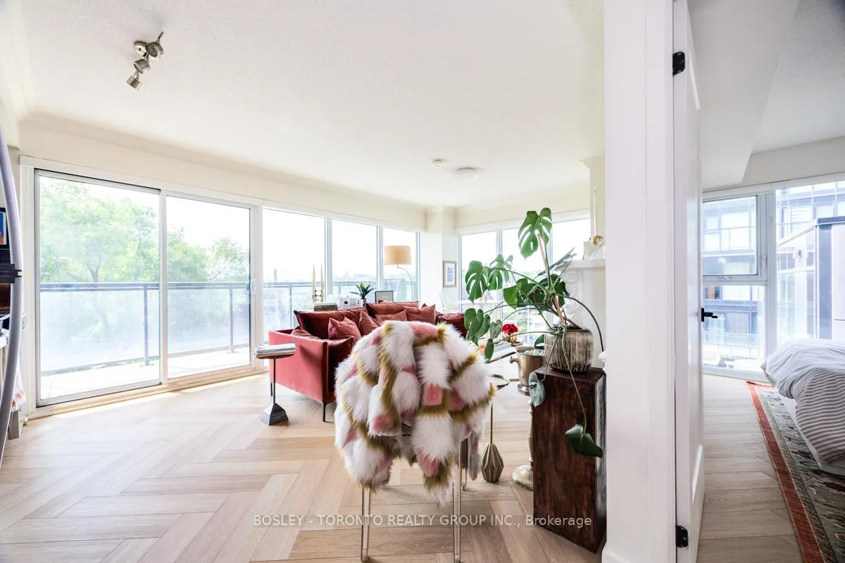 Photo 2 of Unit B421, 1119 Cooke Boulevard, Burlington, LaSalle — HOMEH