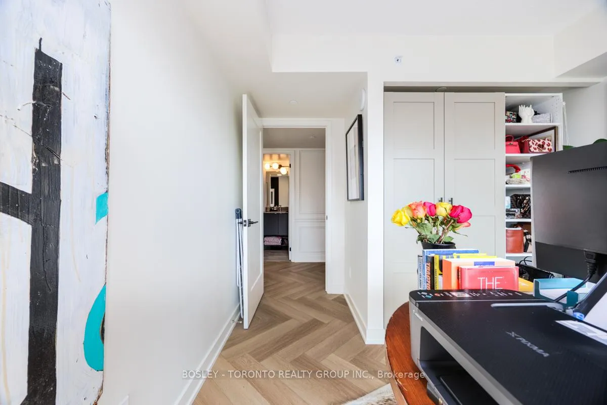 Photo 16 of Unit B421, 1119 Cooke Boulevard, Burlington, LaSalle — HOMEH