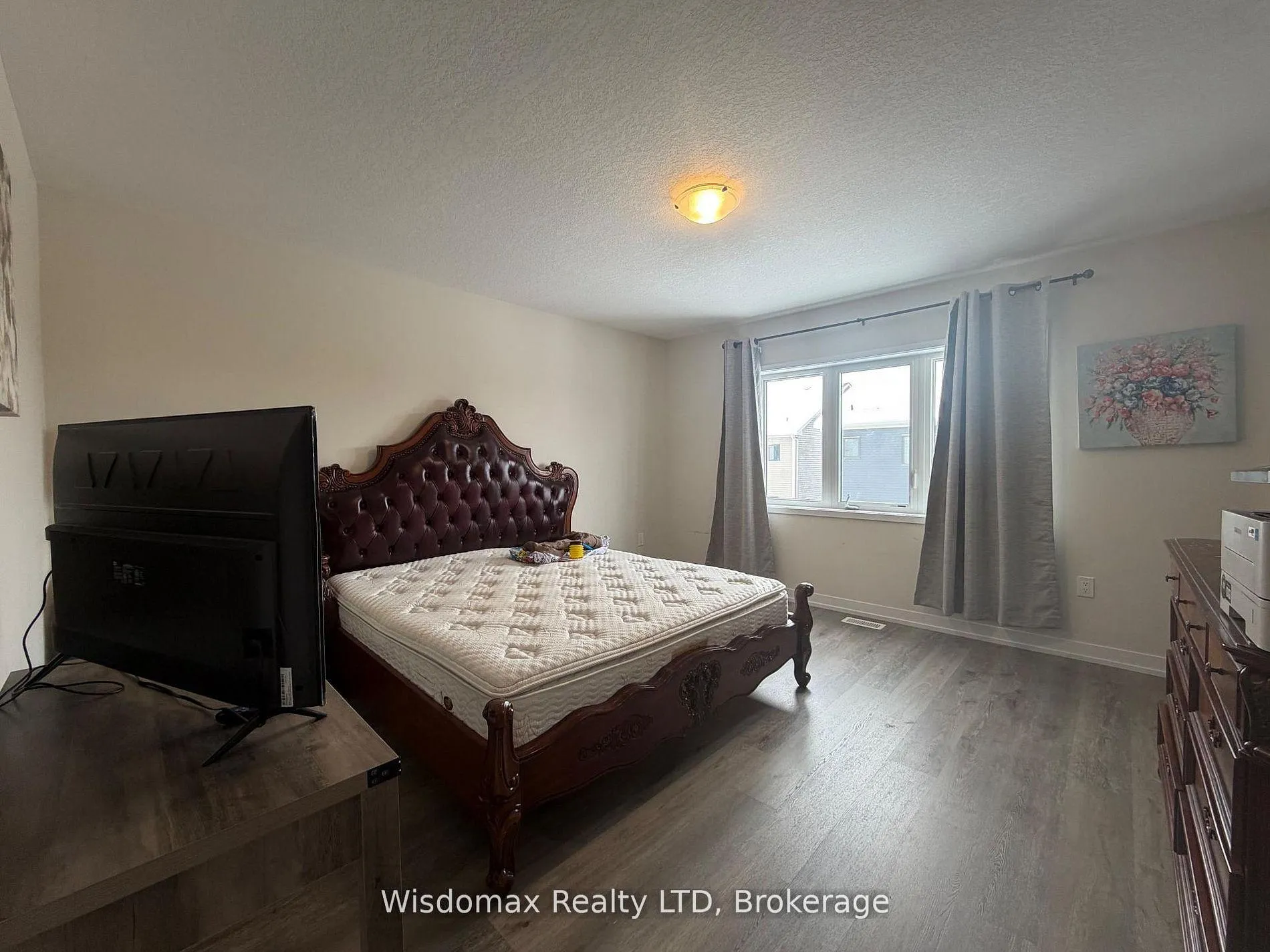 Photo 7 of Unit 6, 7789 Kalar Road, Niagara Falls, Brown — HOMEH