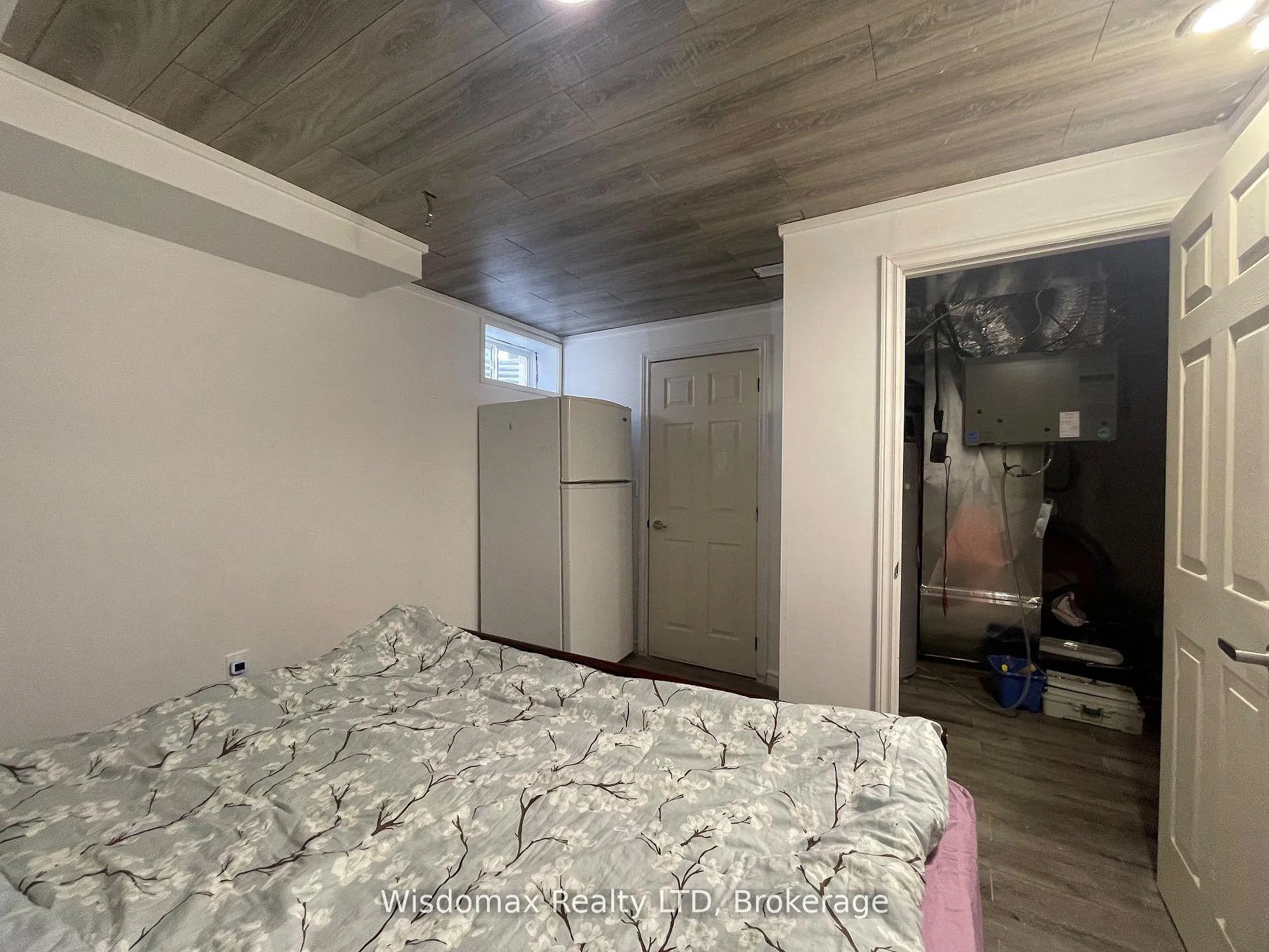 Photo 10 of Unit 6, 7789 Kalar Road, Niagara Falls, Brown — HOMEH