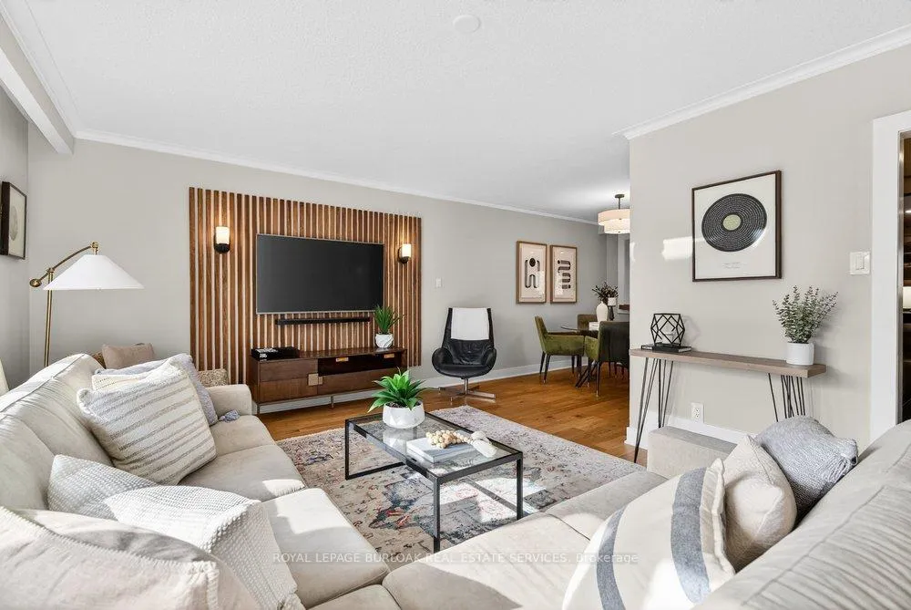 Photo 8 of 1525 Holburne Road, Mississauga, Lakeview — HOMEH