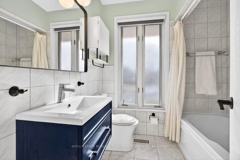 Photo 29 of 1525 Holburne Road, Mississauga, Lakeview — HOMEH